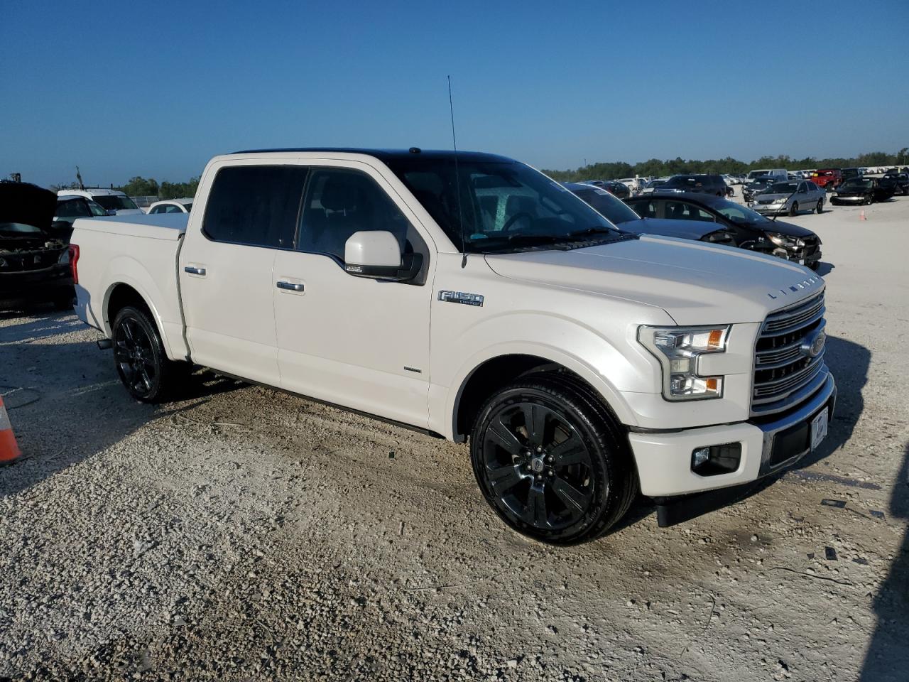 Photo 3 VIN: 1FTEW1CGXHFB39533 - FORD F-150 