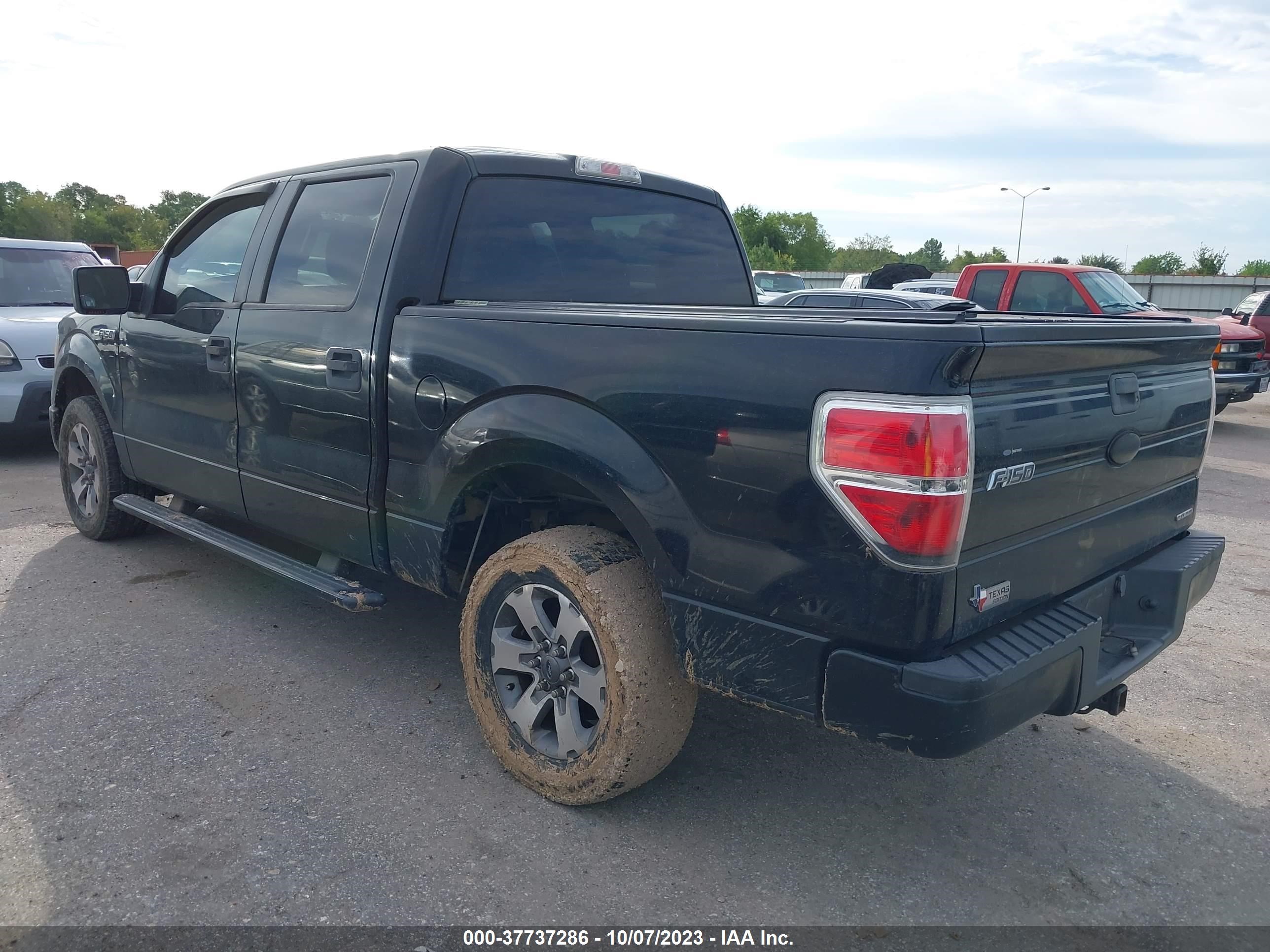 Photo 2 VIN: 1FTEW1CM4BFD11262 - FORD F-150 