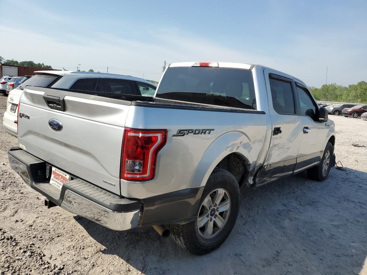 Photo 2 VIN: 1FTEW1CP0GFD10840 - FORD F-150 