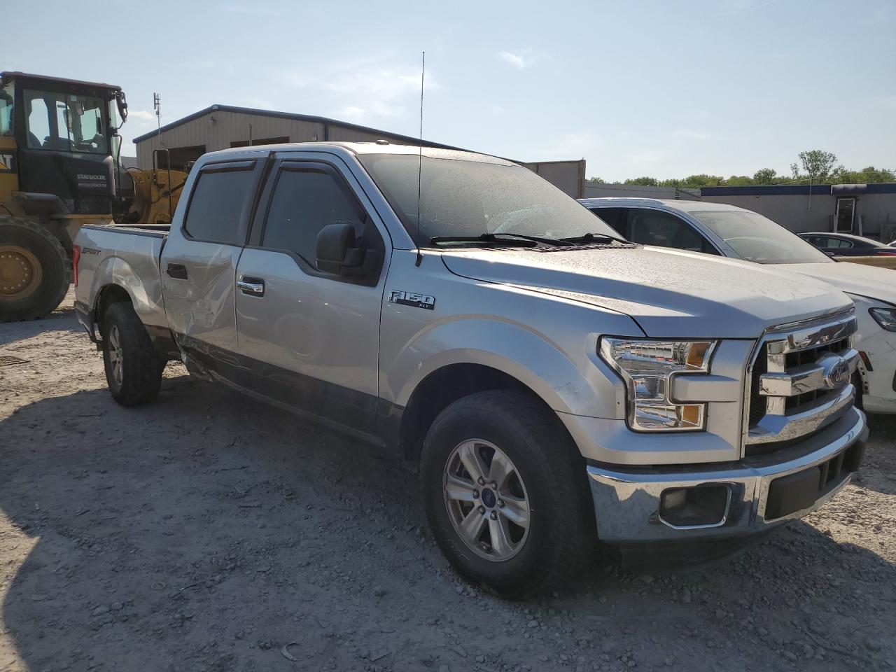 Photo 3 VIN: 1FTEW1CP0GFD10840 - FORD F-150 