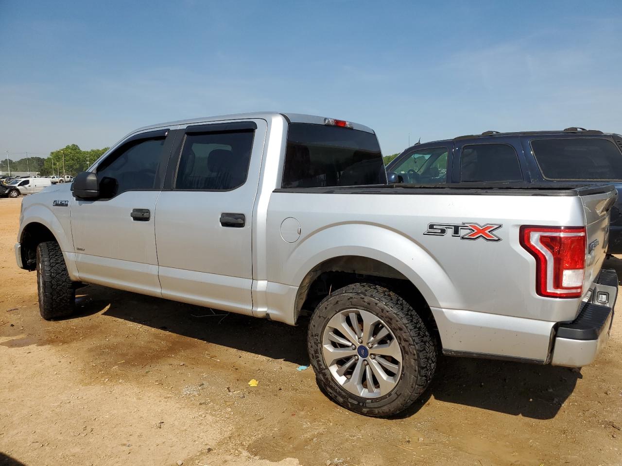 Photo 1 VIN: 1FTEW1CP1HFB17355 - FORD F-150 