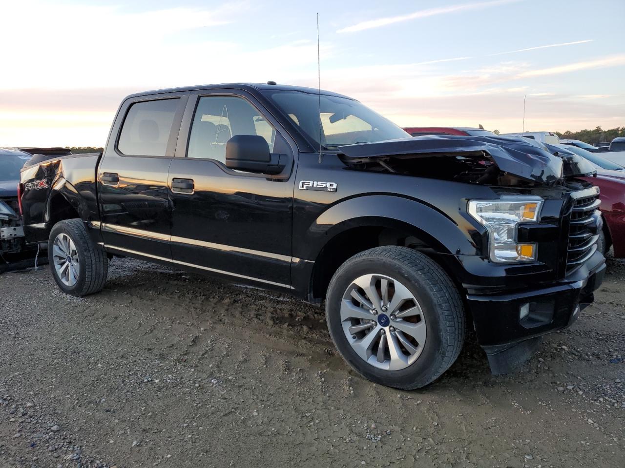 Photo 3 VIN: 1FTEW1CP3HKC53090 - FORD F-150 