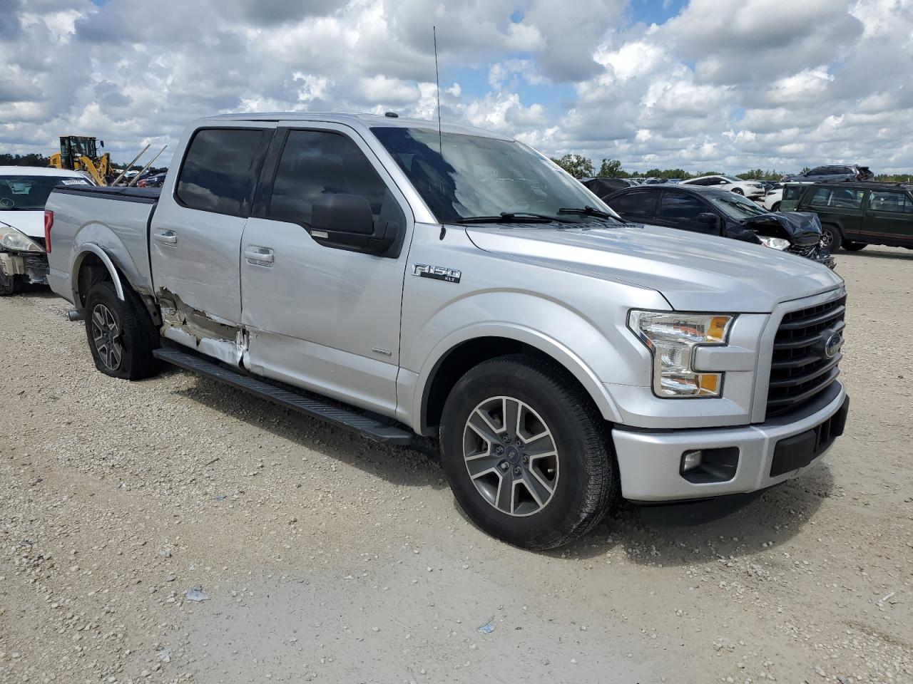 Photo 3 VIN: 1FTEW1CPXGFD33817 - FORD F-150 