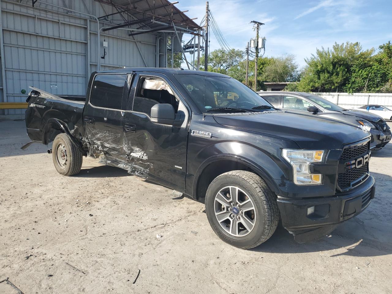 Photo 3 VIN: 1FTEW1CPXHKC41227 - FORD F-150 