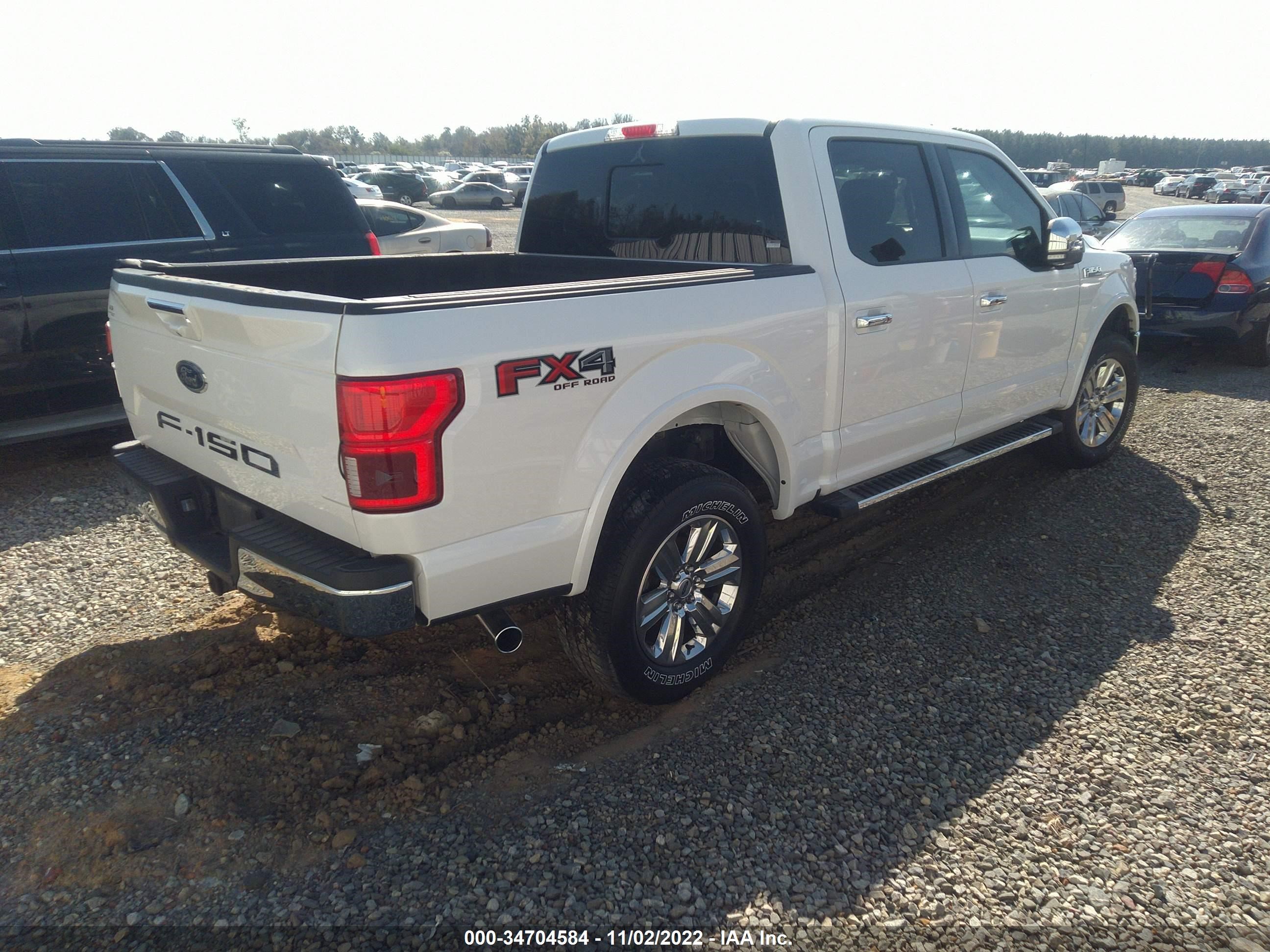 Photo 3 VIN: 1FTEW1E50JFB20698 - FORD F-150 