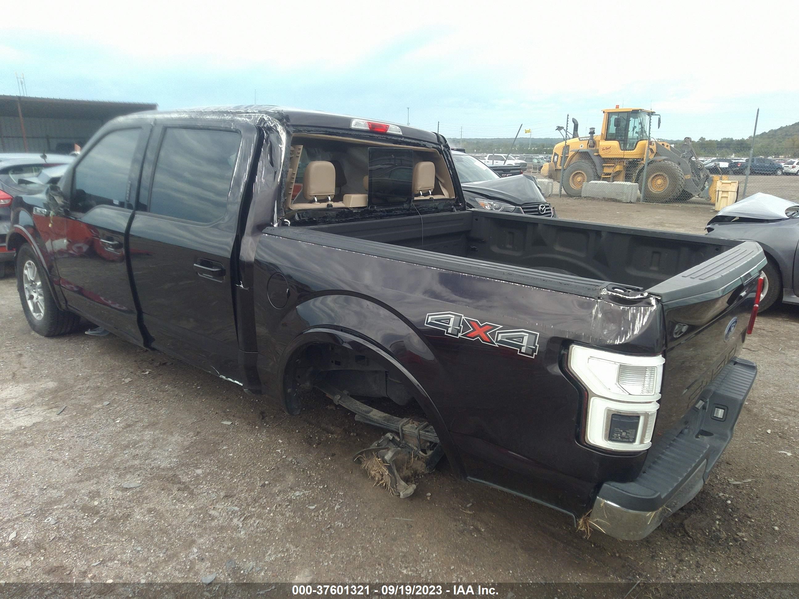 Photo 2 VIN: 1FTEW1E50LFA24377 - FORD F-150 