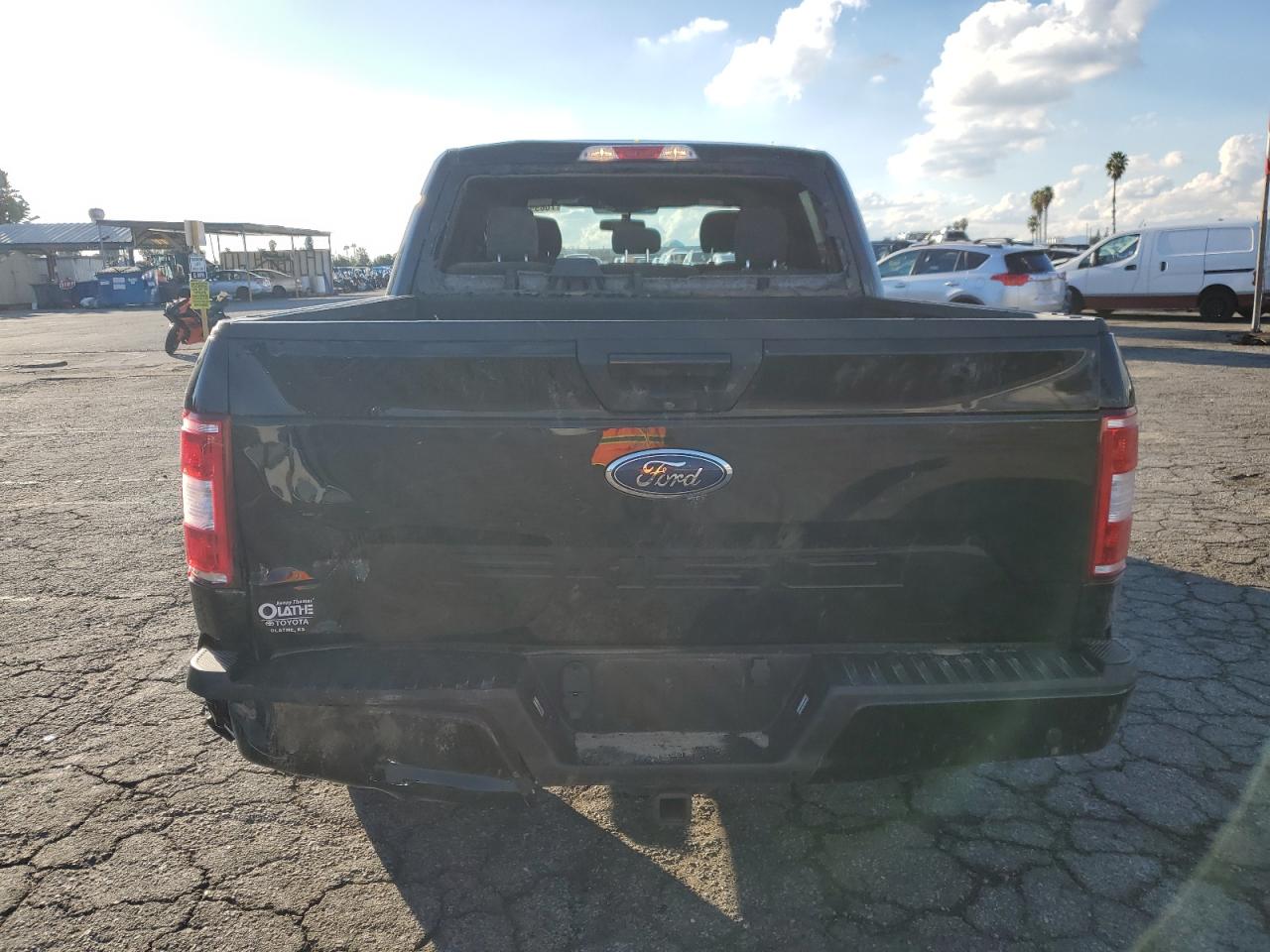 Photo 5 VIN: 1FTEW1E51JFC28070 - FORD F-150 