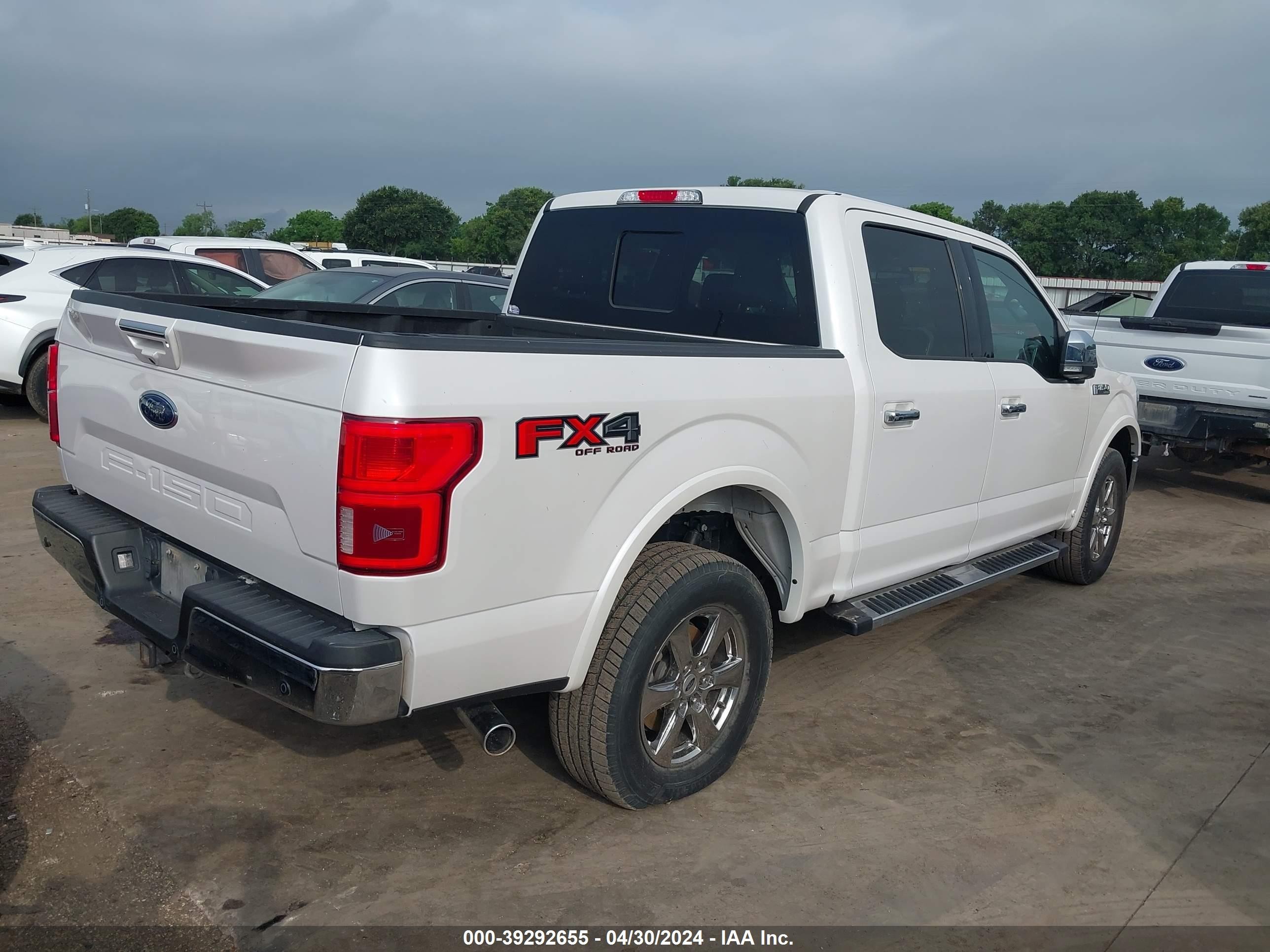 Photo 3 VIN: 1FTEW1E51JKC76529 - FORD F-150 