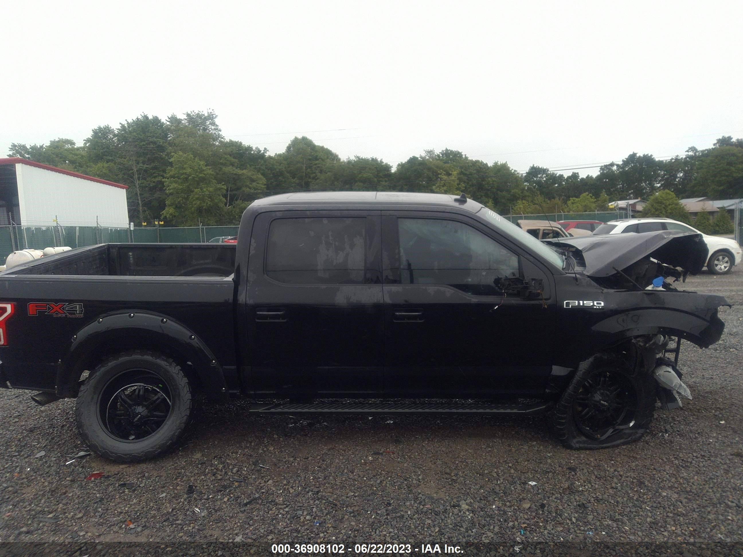 Photo 13 VIN: 1FTEW1E52KFA22628 - FORD F-150 