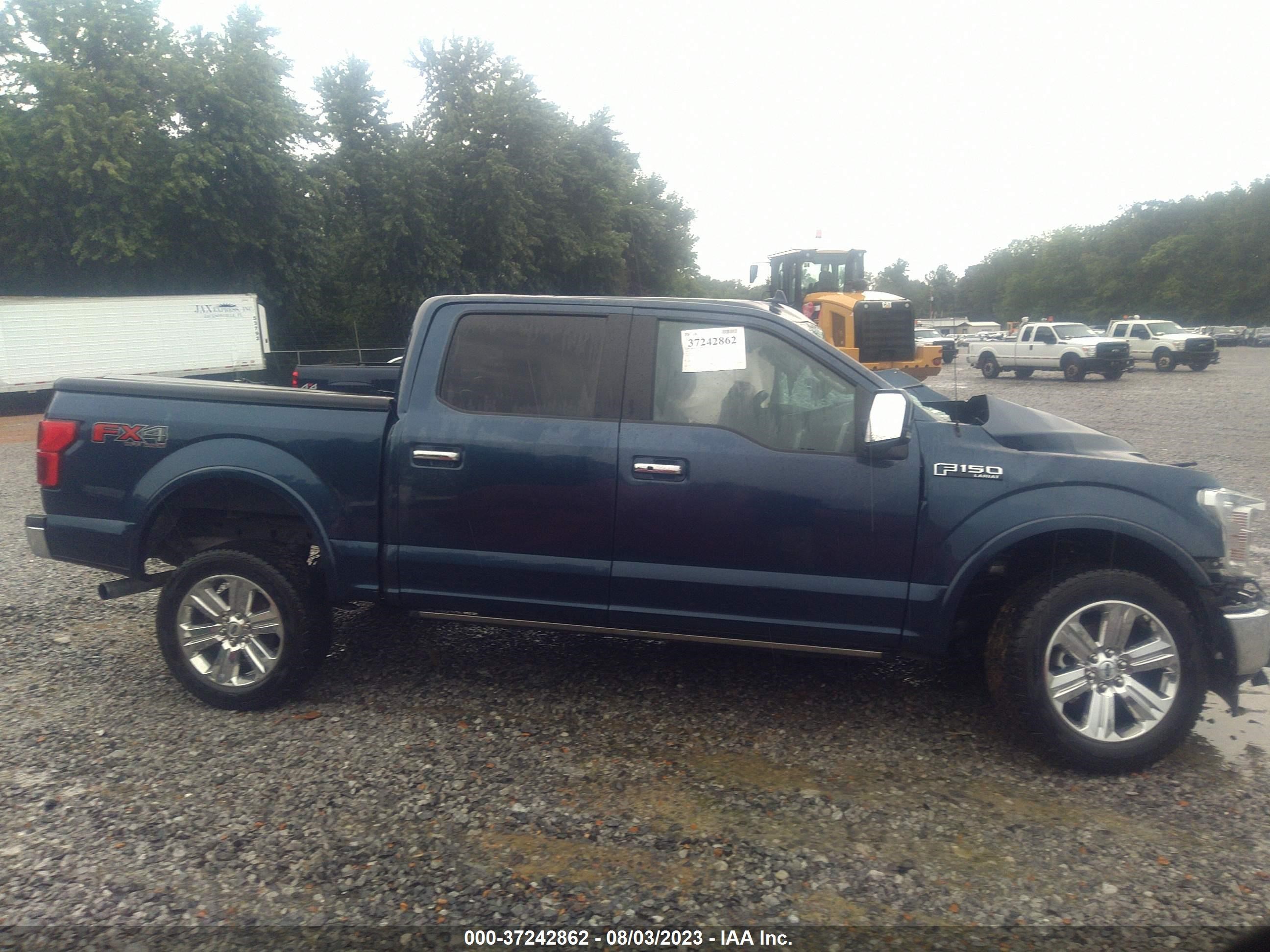 Photo 11 VIN: 1FTEW1E53JFE67703 - FORD F-150 