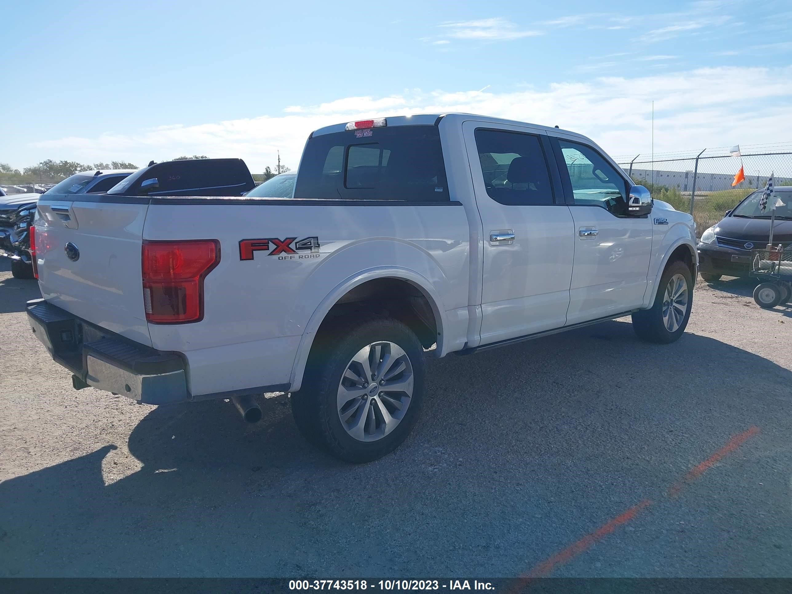 Photo 3 VIN: 1FTEW1E55KFB62785 - FORD F-150 