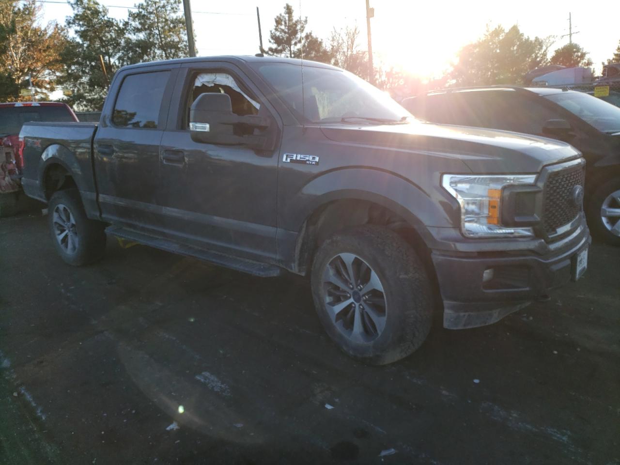 Photo 3 VIN: 1FTEW1E55KKC13077 - FORD F-150 