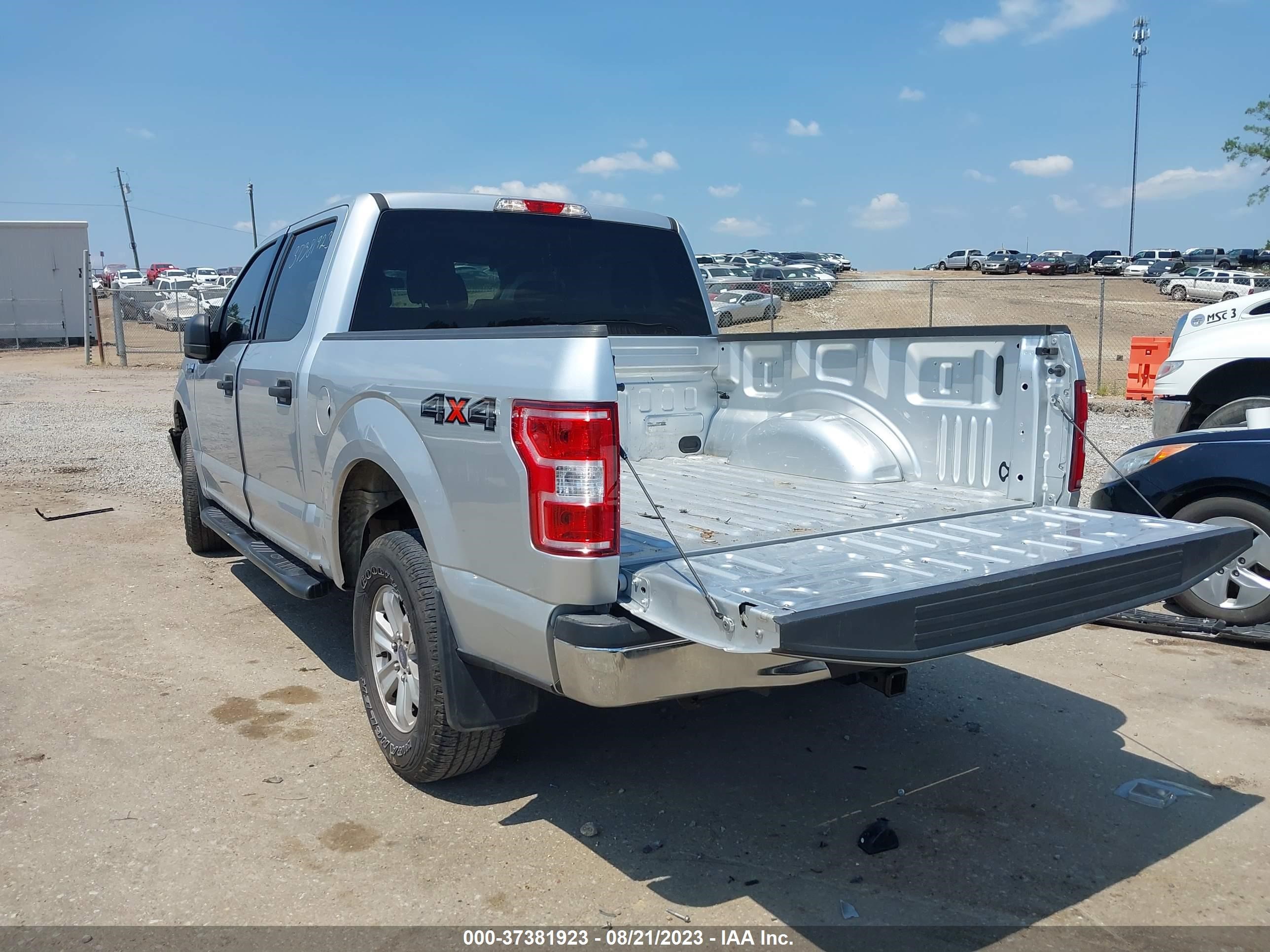 Photo 2 VIN: 1FTEW1E58KFA56721 - FORD F-150 