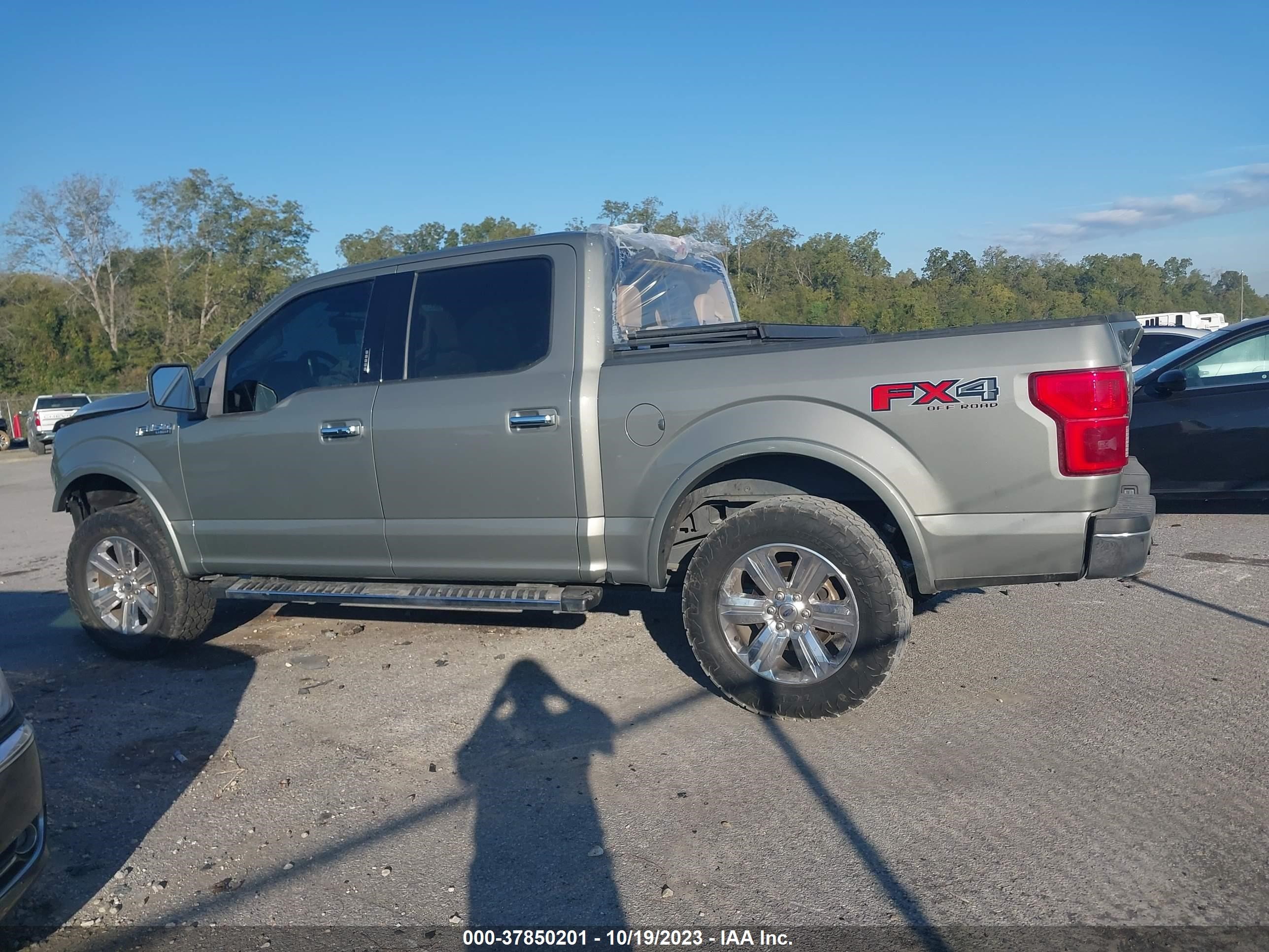 Photo 13 VIN: 1FTEW1E59LKE90770 - FORD F-150 