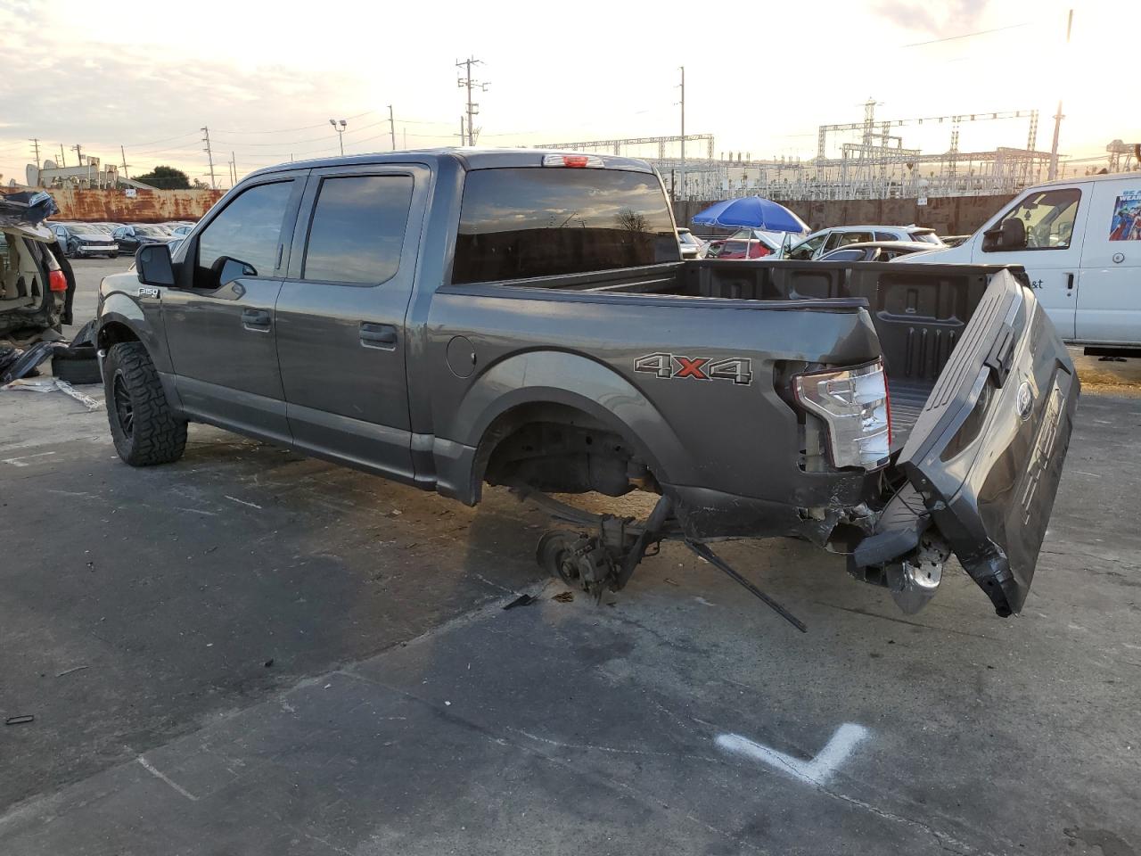 Photo 1 VIN: 1FTEW1EB7JKD62658 - FORD F-150 