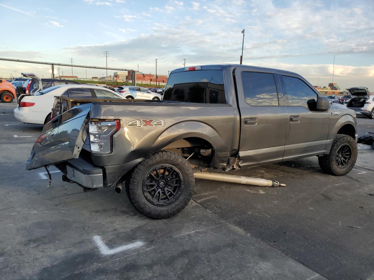 Photo 2 VIN: 1FTEW1EB7JKD62658 - FORD F-150 