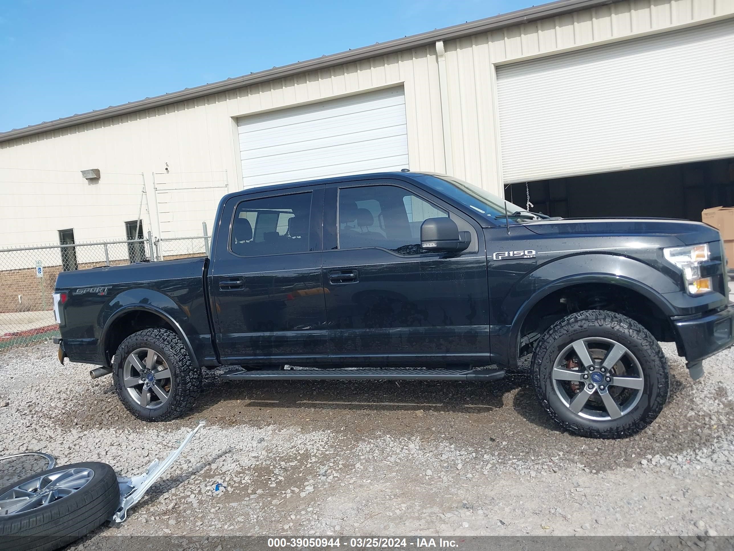 Photo 12 VIN: 1FTEW1EF0FFC13818 - FORD F-150 