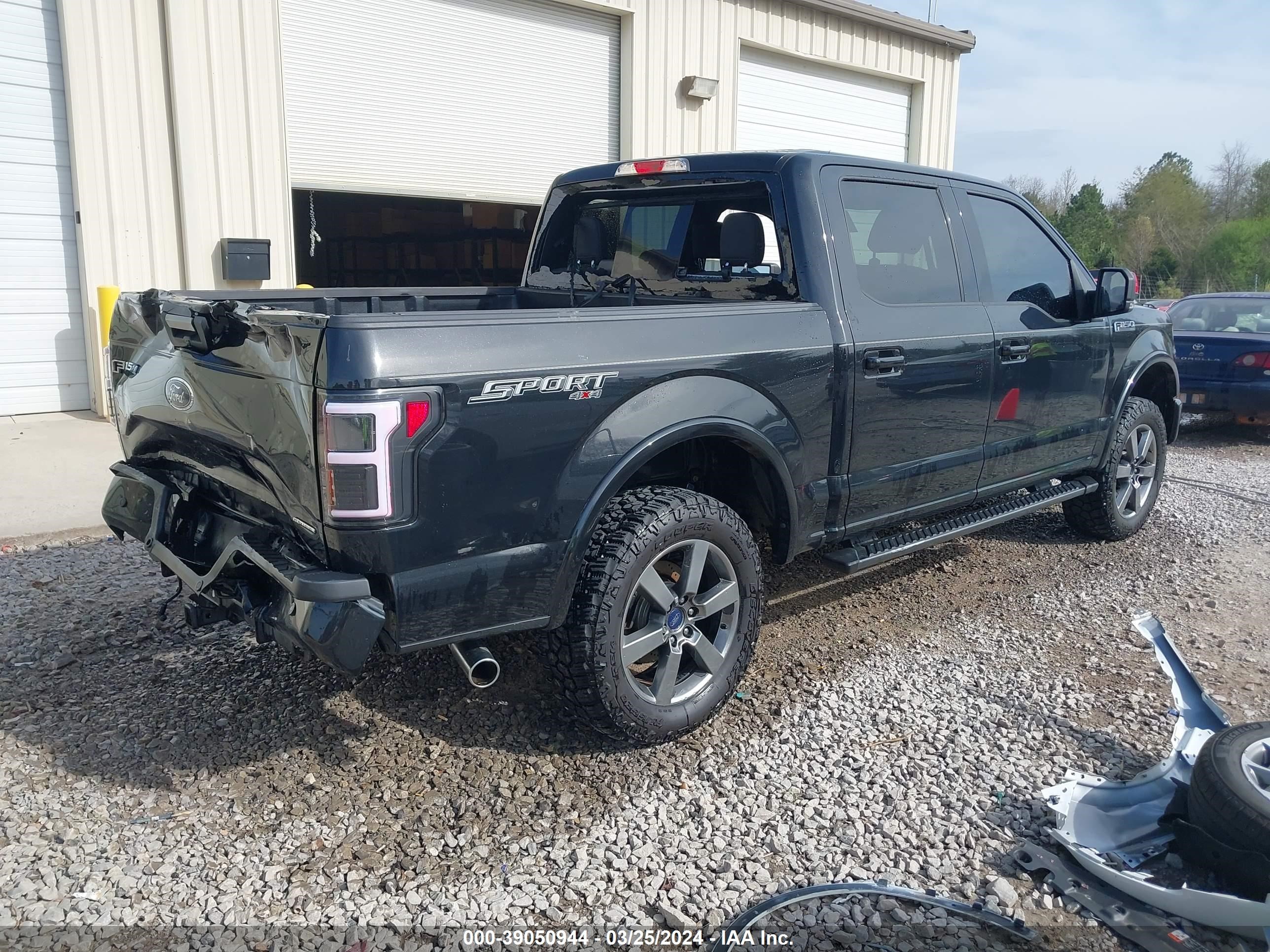 Photo 3 VIN: 1FTEW1EF0FFC13818 - FORD F-150 