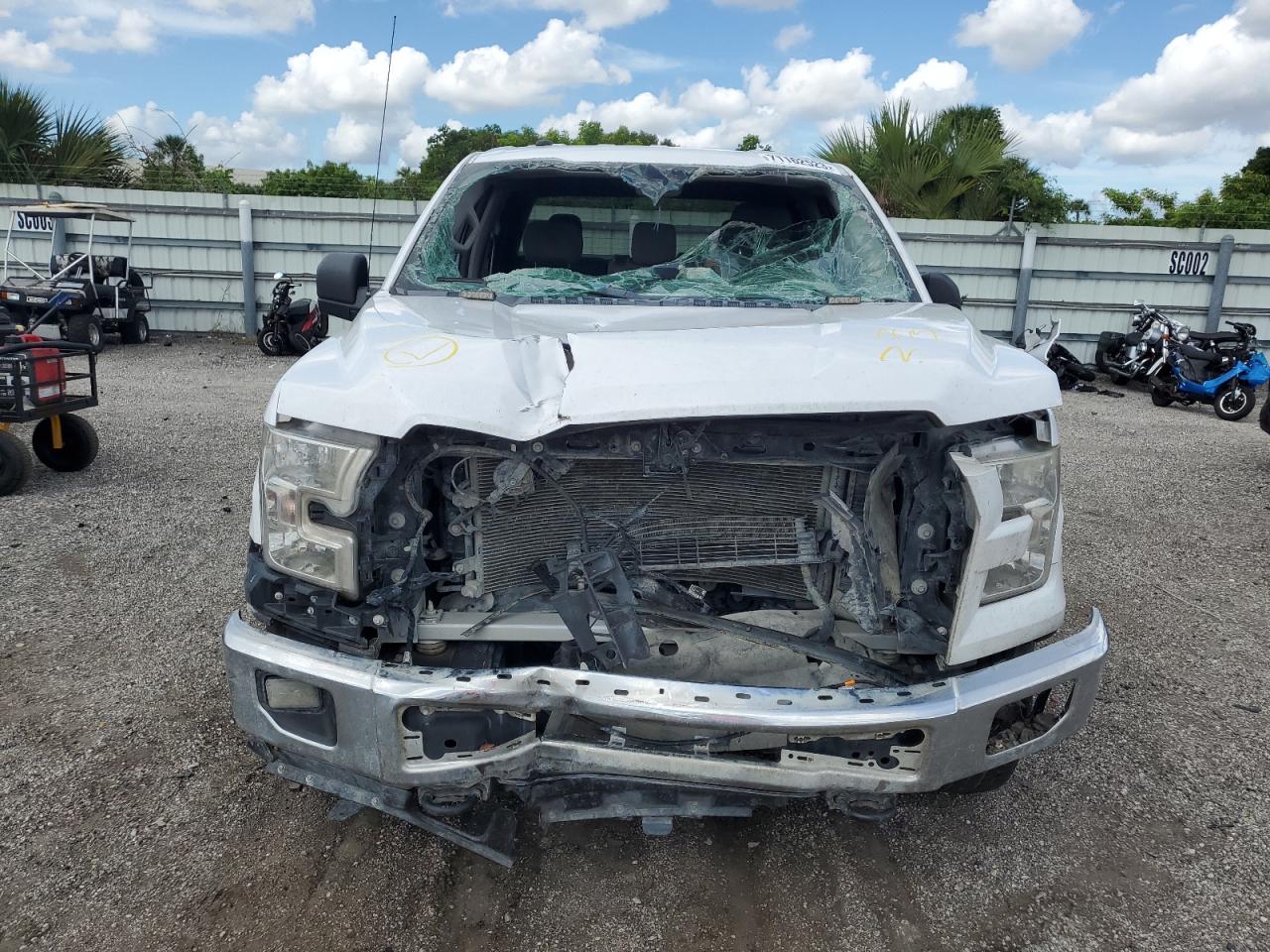 Photo 4 VIN: 1FTEW1EF0HKE06867 - FORD F-150 