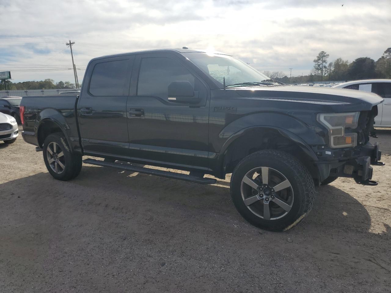 Photo 3 VIN: 1FTEW1EF7GKD09843 - FORD F-150 