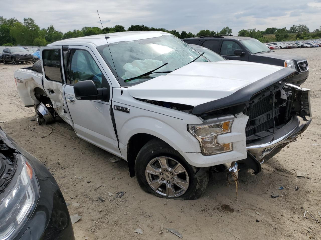 Photo 3 VIN: 1FTEW1EF9HFC86589 - FORD F-150 