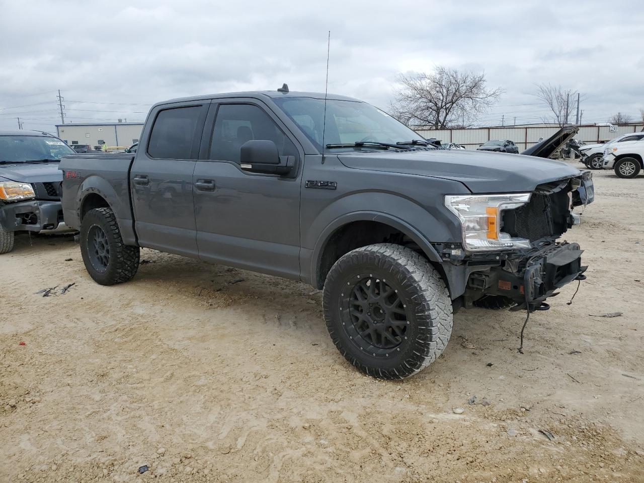 Photo 3 VIN: 1FTEW1EG0JFB69594 - FORD F-150 