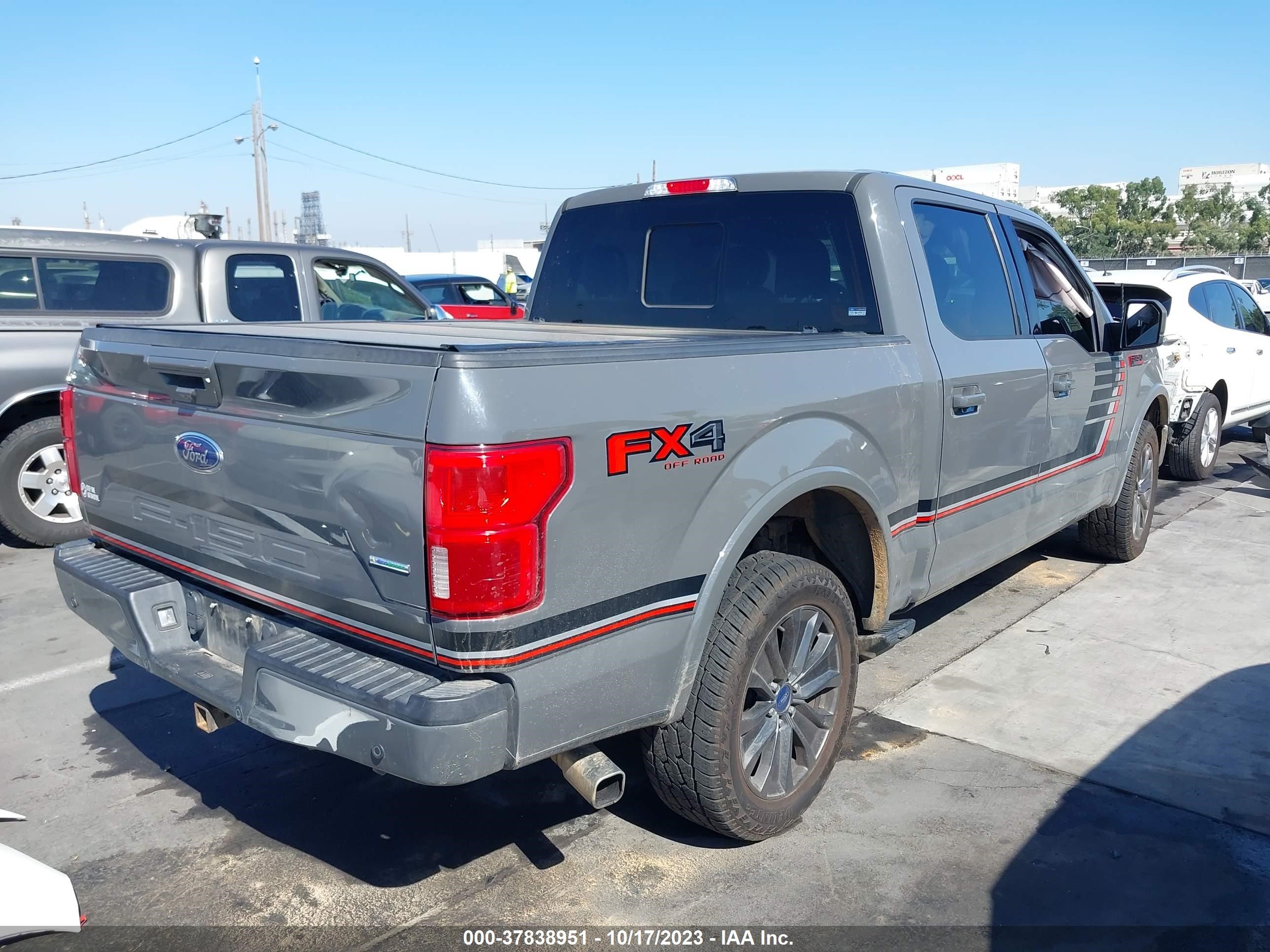 Photo 3 VIN: 1FTEW1EG3JFB94182 - FORD F-150 