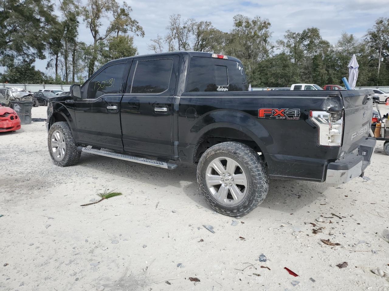 Photo 1 VIN: 1FTEW1EG4JFE39510 - FORD F-150 