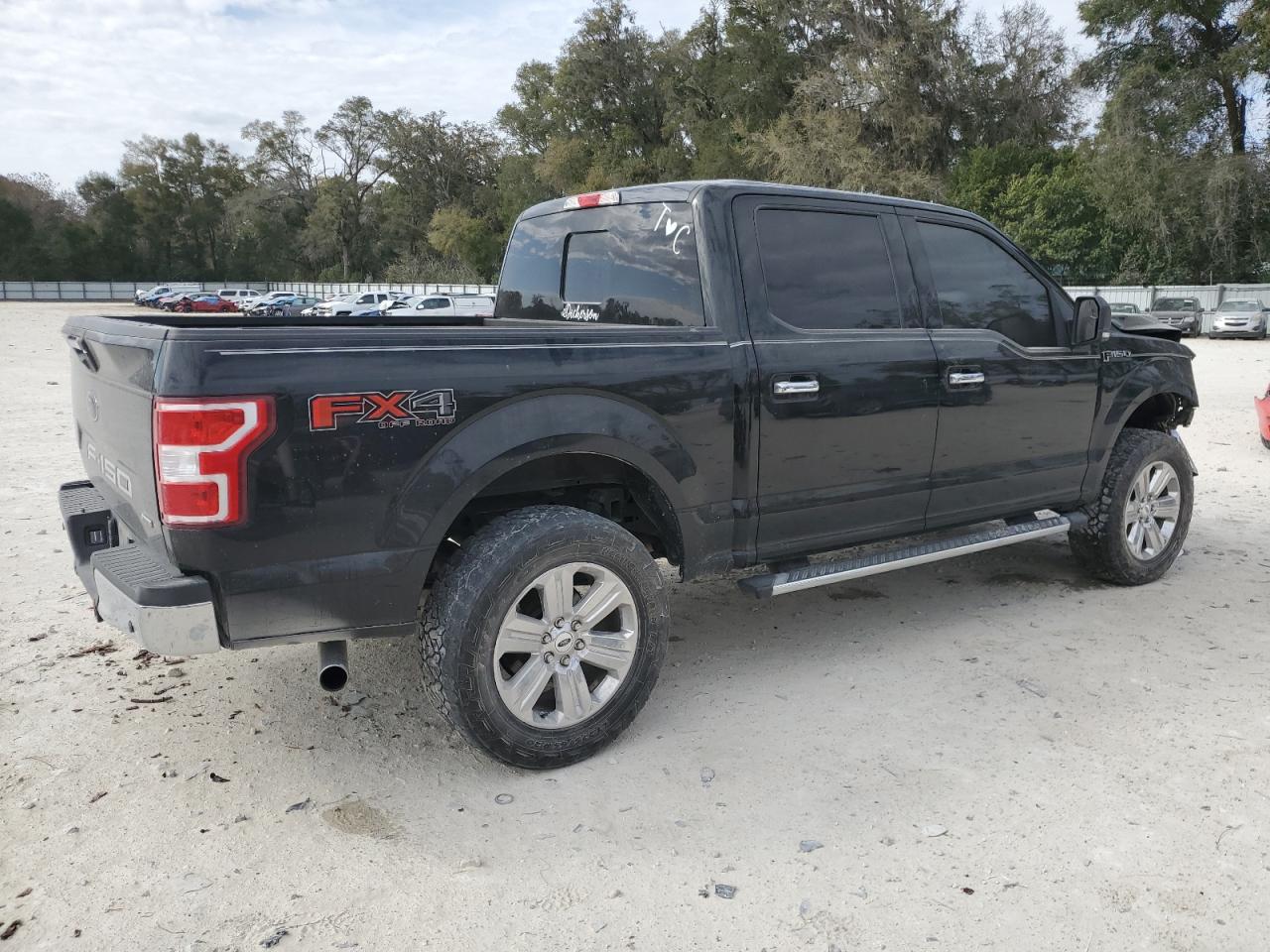 Photo 2 VIN: 1FTEW1EG4JFE39510 - FORD F-150 