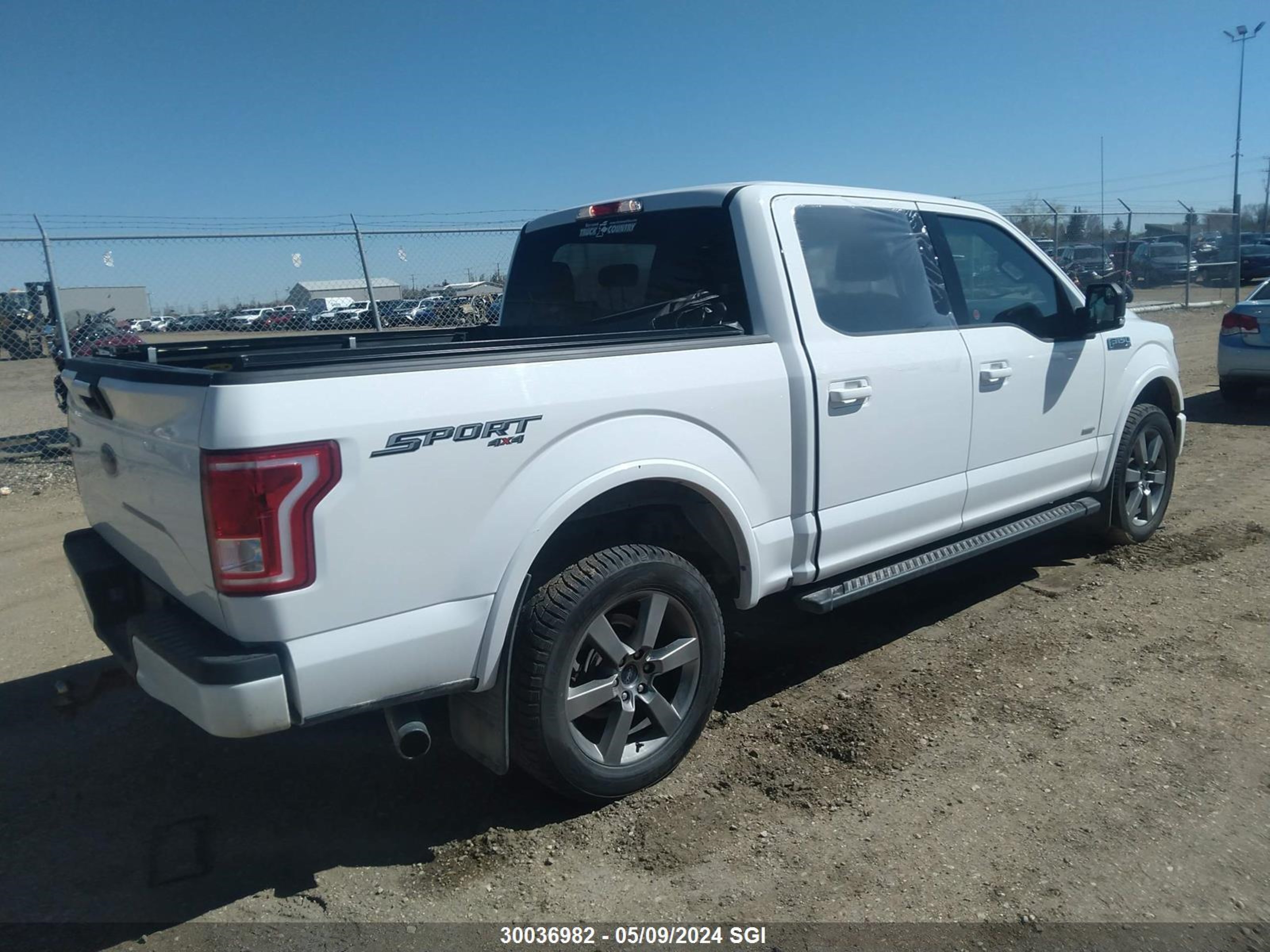 Photo 3 VIN: 1FTEW1EG8FFB26788 - FORD F-150 