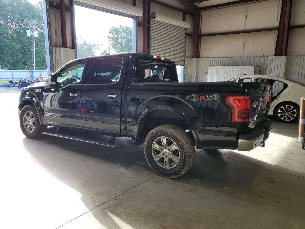 Photo 1 VIN: 1FTEW1EG9GFA28628 - FORD F-150 