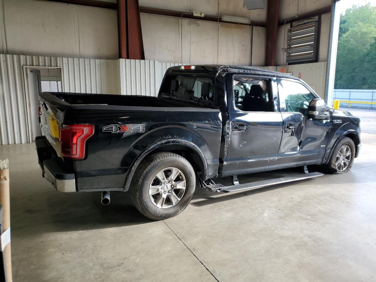 Photo 2 VIN: 1FTEW1EG9GFA28628 - FORD F-150 