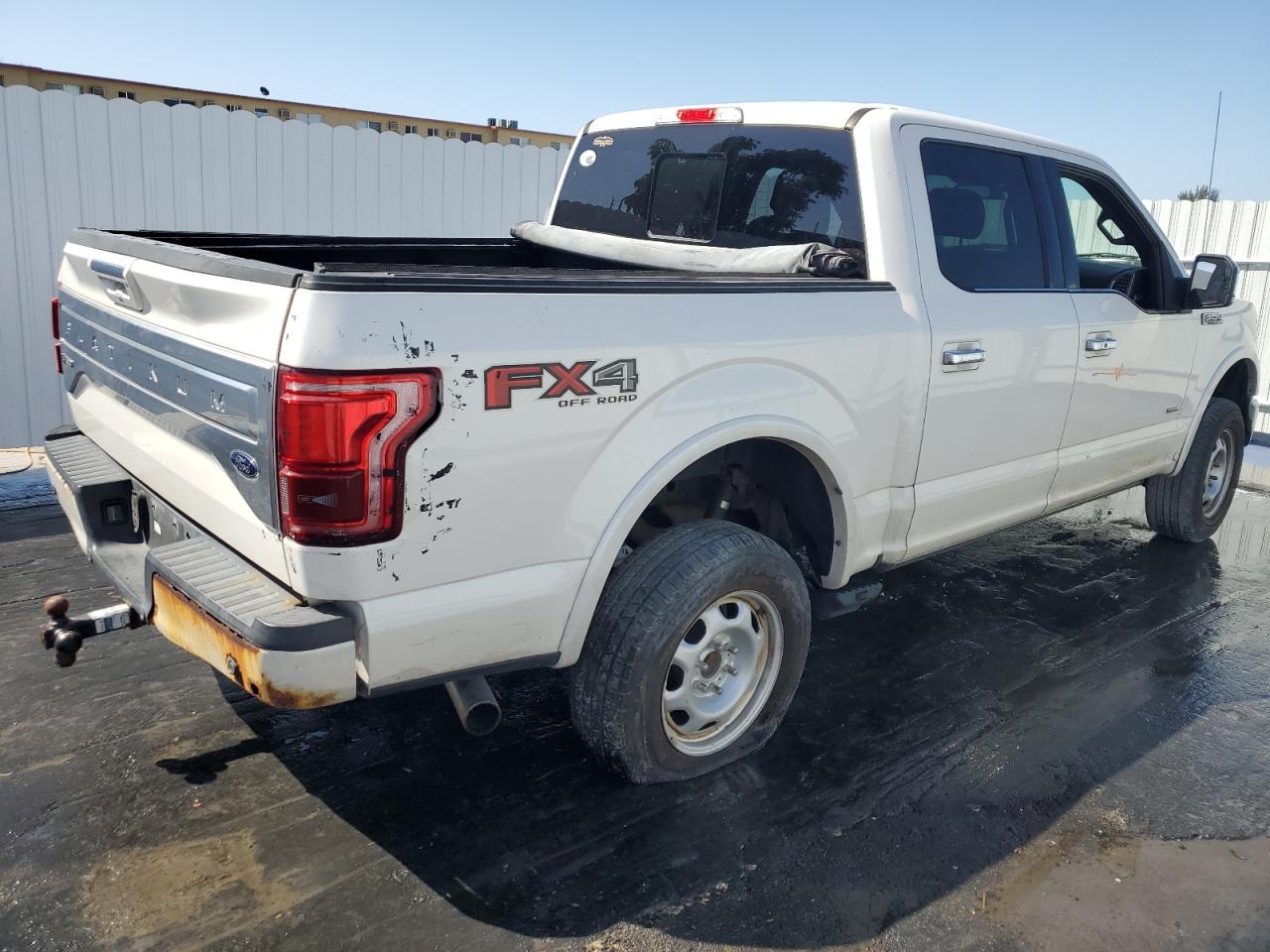 Photo 2 VIN: 1FTEW1EG9GFB34710 - FORD F-150 