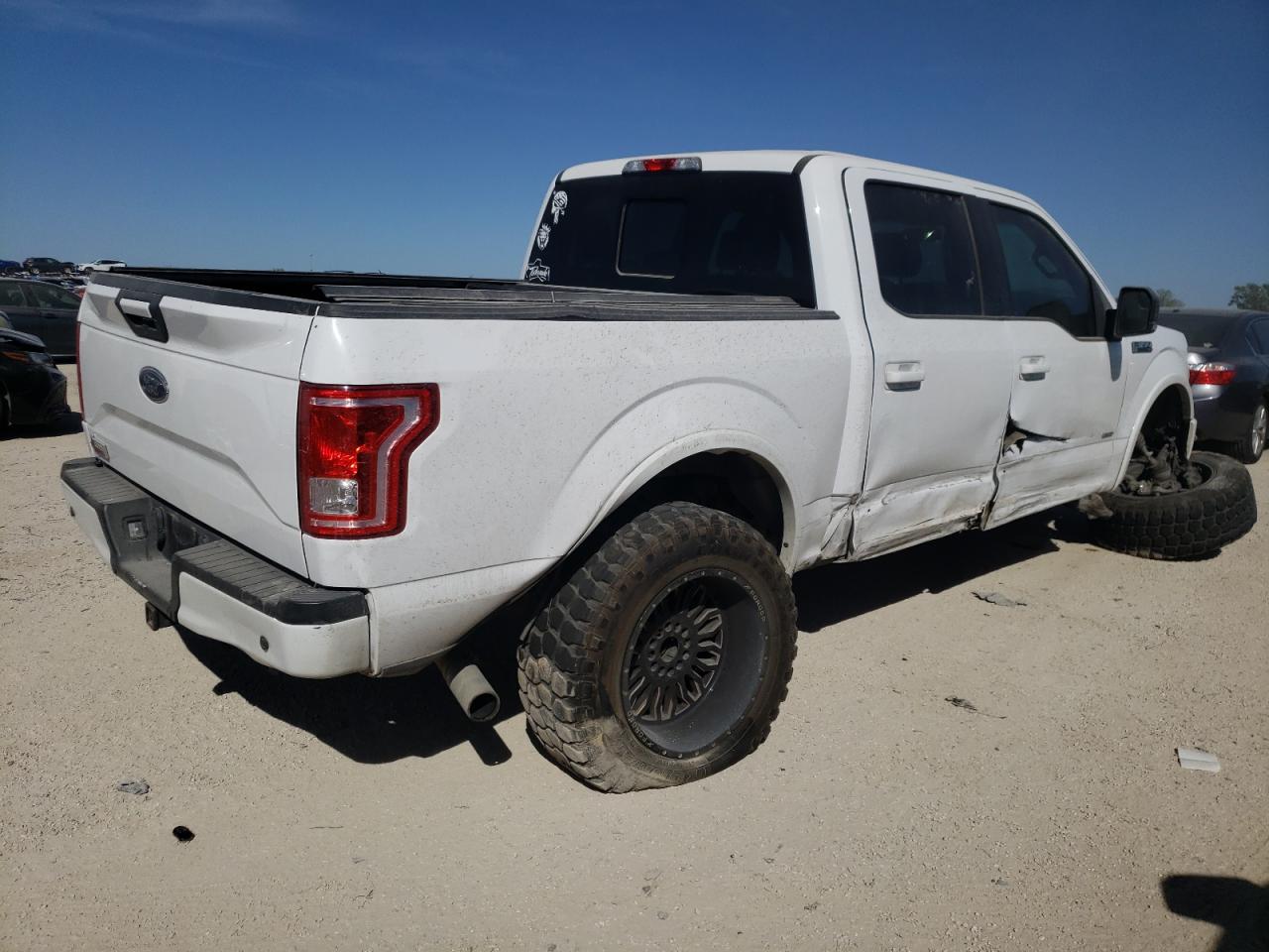 Photo 2 VIN: 1FTEW1EGXGKD74145 - FORD F-150 