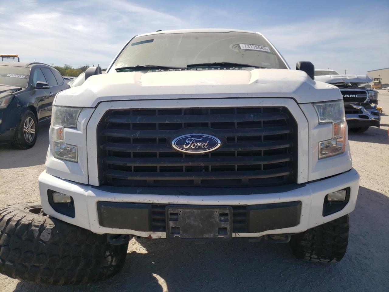 Photo 4 VIN: 1FTEW1EGXGKD74145 - FORD F-150 