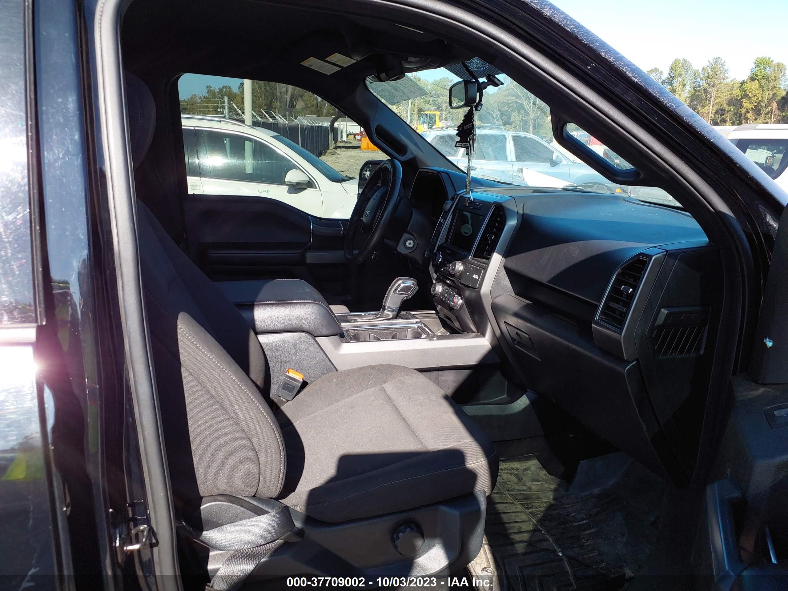 Photo 4 VIN: 1FTEW1EGXJFA75786 - FORD F-150 