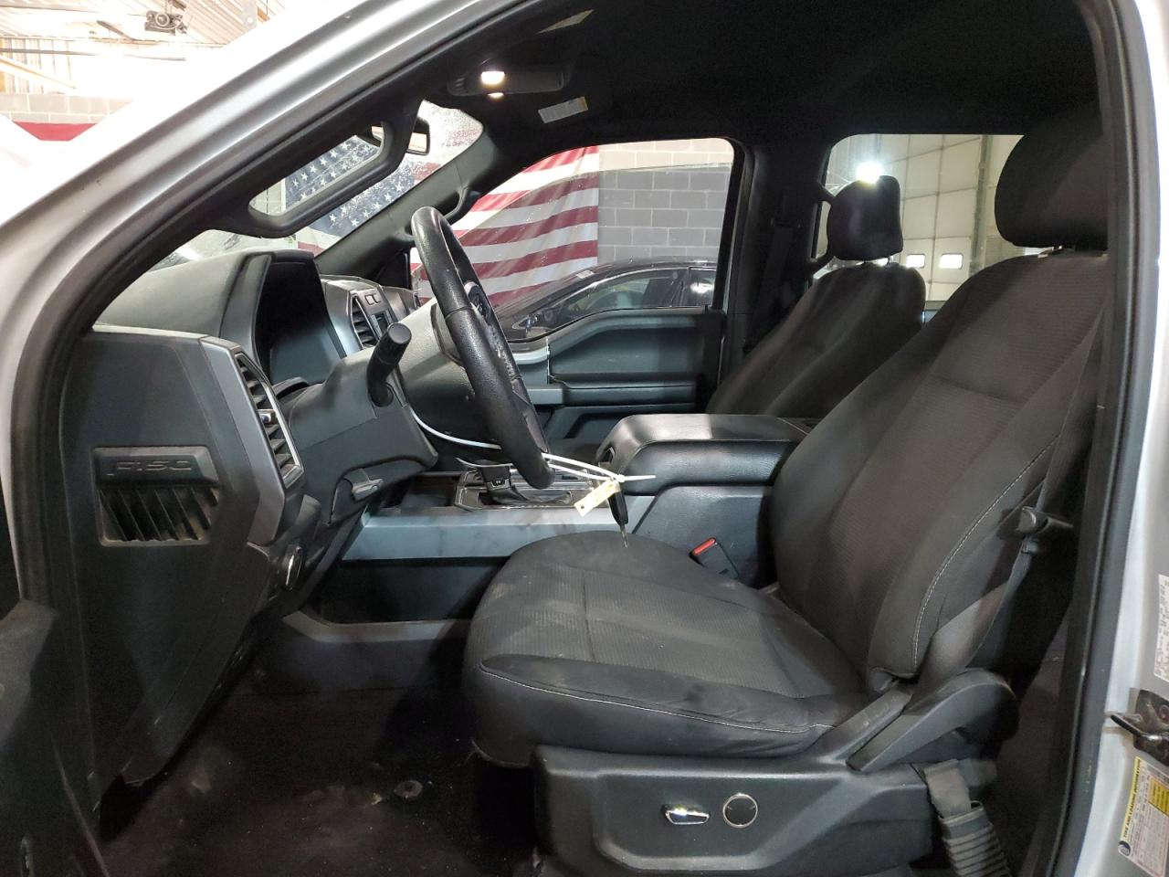 Photo 6 VIN: 1FTEW1EP0GKE02177 - FORD F-150 