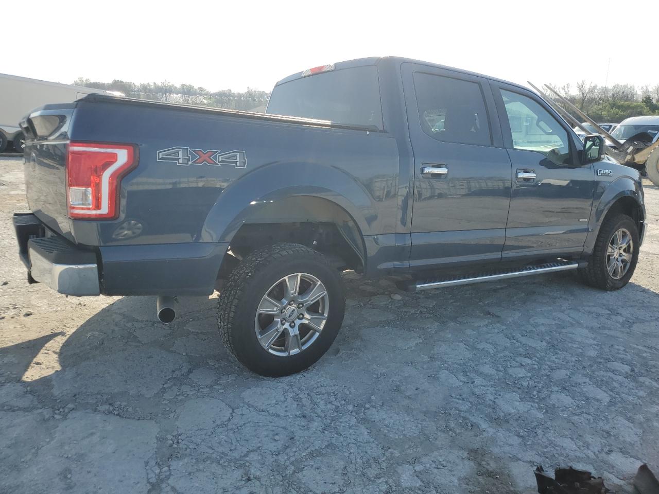 Photo 2 VIN: 1FTEW1EP1GKE22194 - FORD F-150 