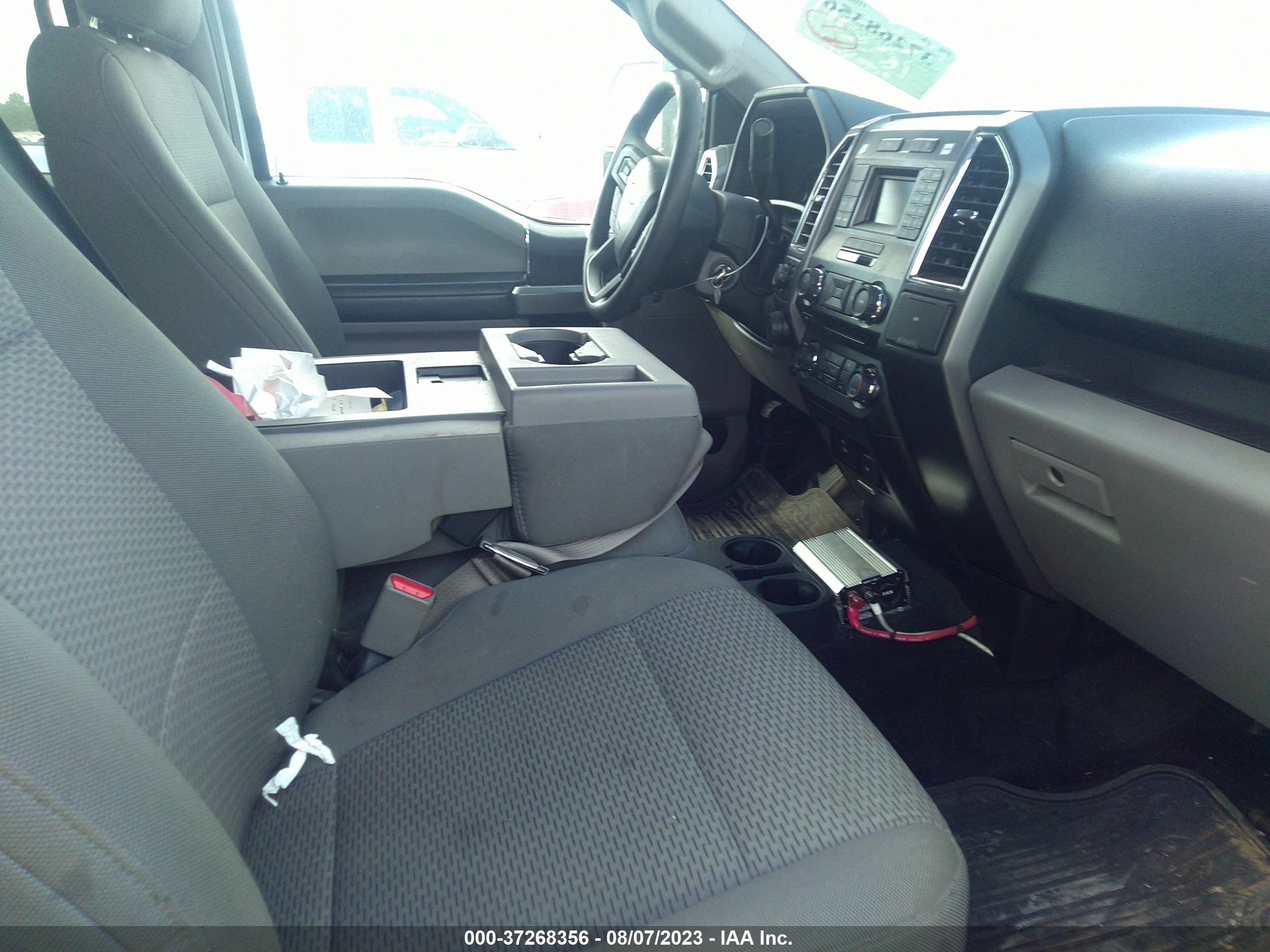 Photo 4 VIN: 1FTEW1EP1GKF73441 - FORD F-150 