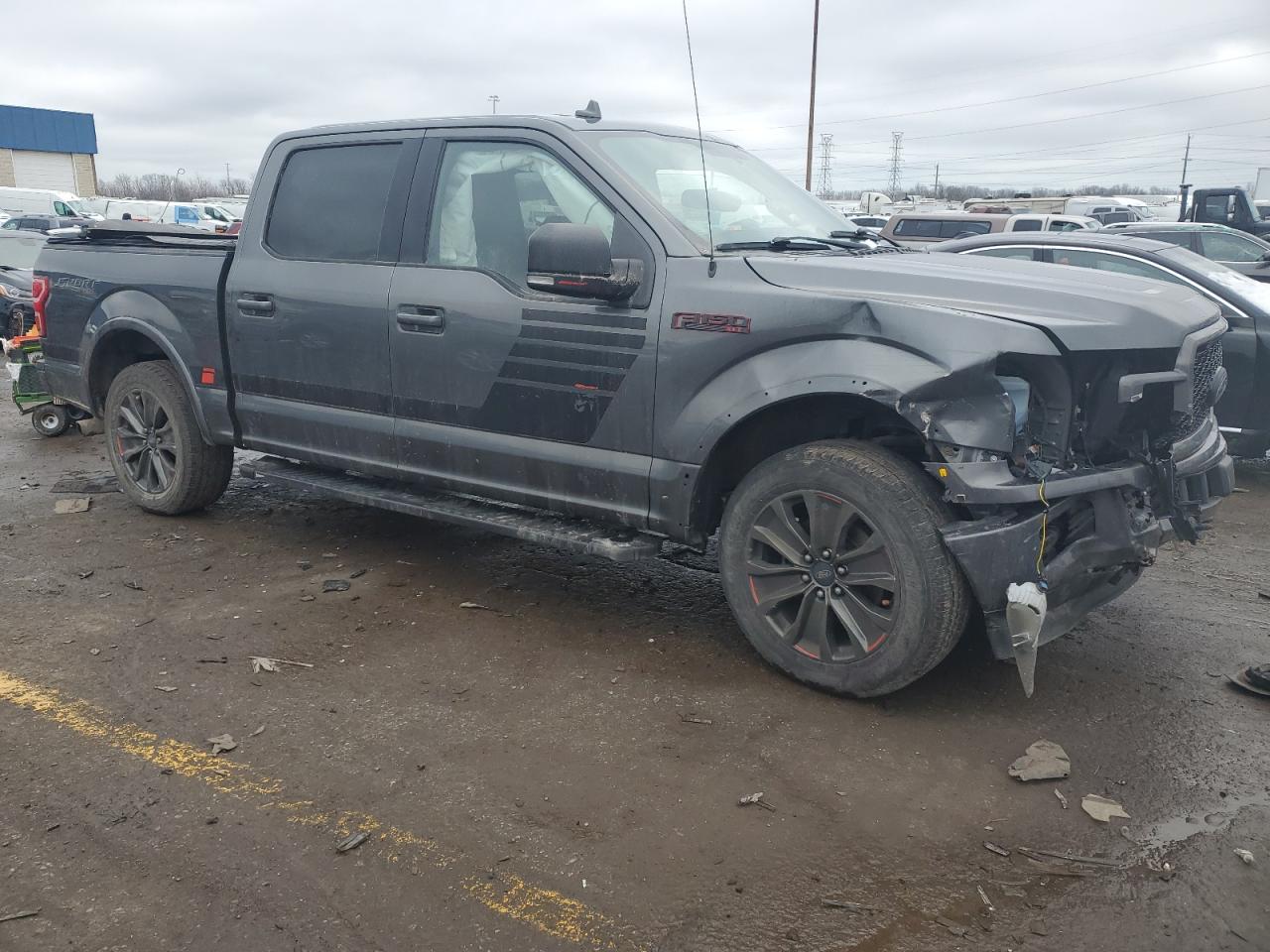 Photo 3 VIN: 1FTEW1EP2JFC88036 - FORD F-150 