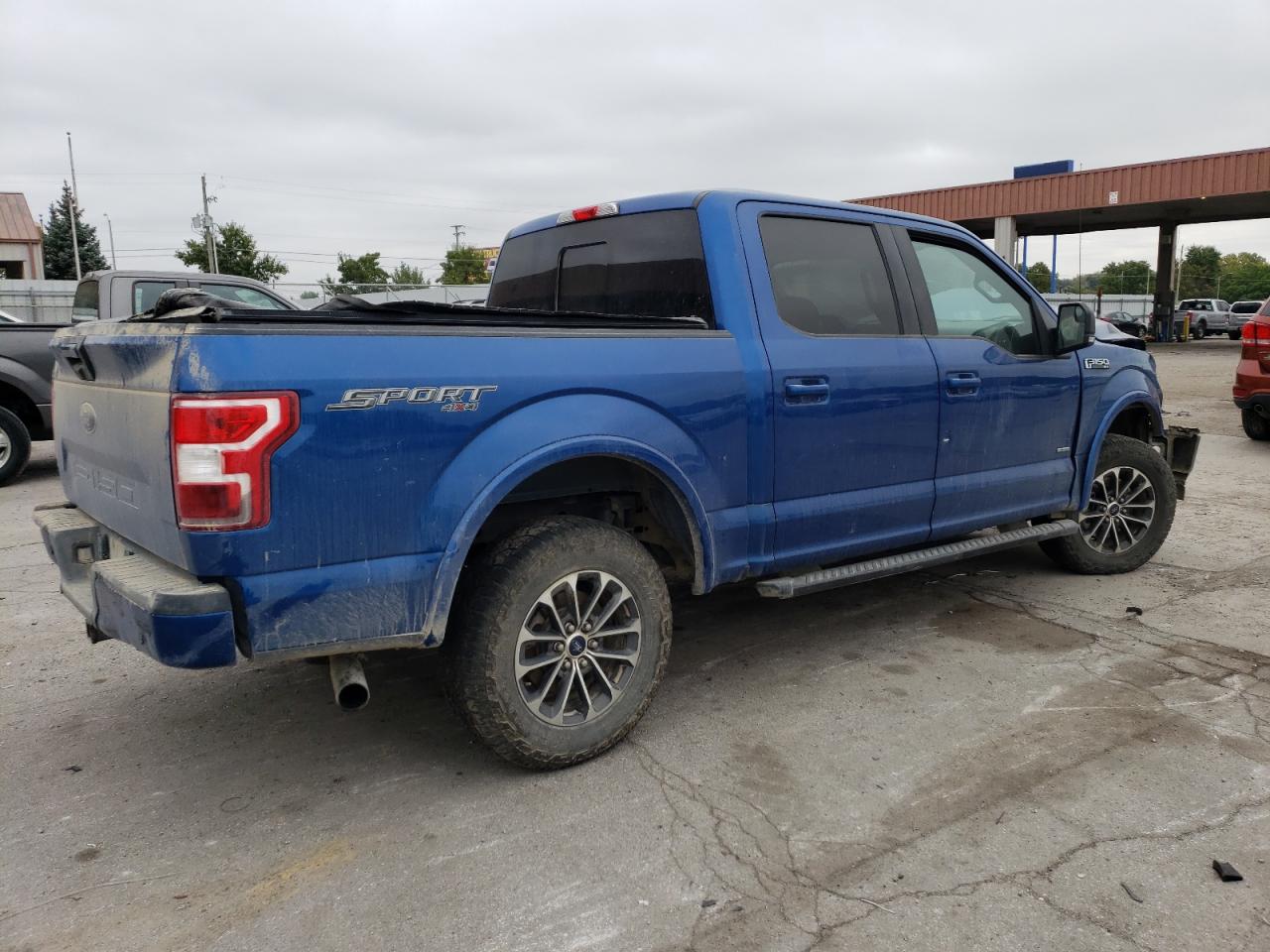 Photo 2 VIN: 1FTEW1EP2JFC94483 - FORD F-150 