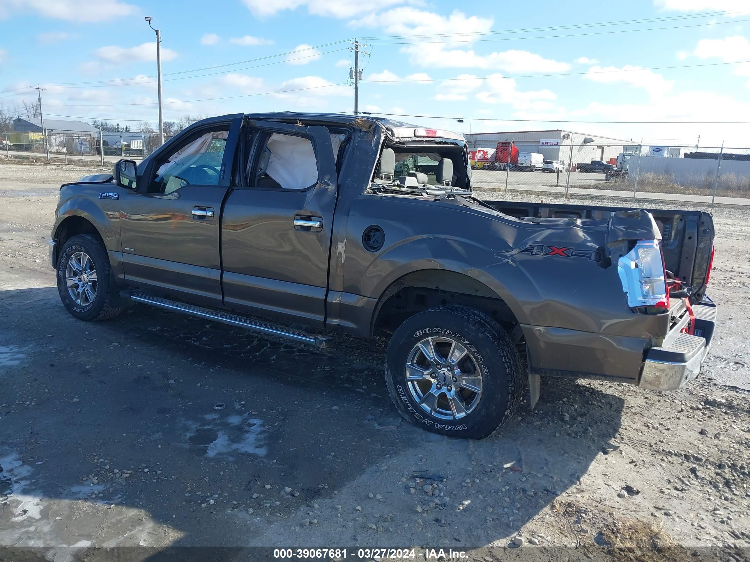 Photo 2 VIN: 1FTEW1EP3GKD71717 - FORD F-150 