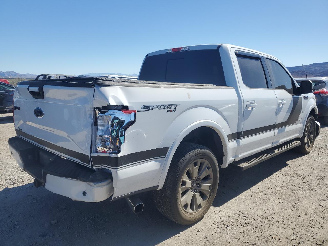 Photo 2 VIN: 1FTEW1EP3HFB83211 - FORD F-150 