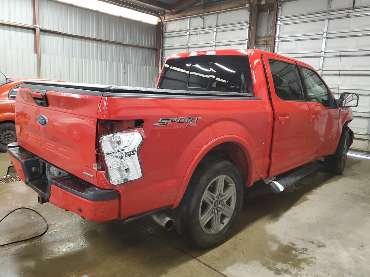 Photo 2 VIN: 1FTEW1EP3JFC70337 - FORD F-150 