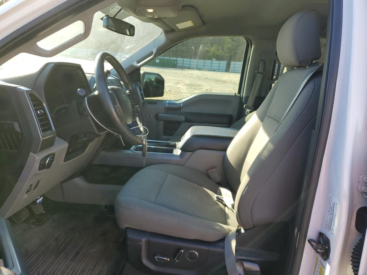 Photo 6 VIN: 1FTEW1EP5JFE13725 - FORD F-150 