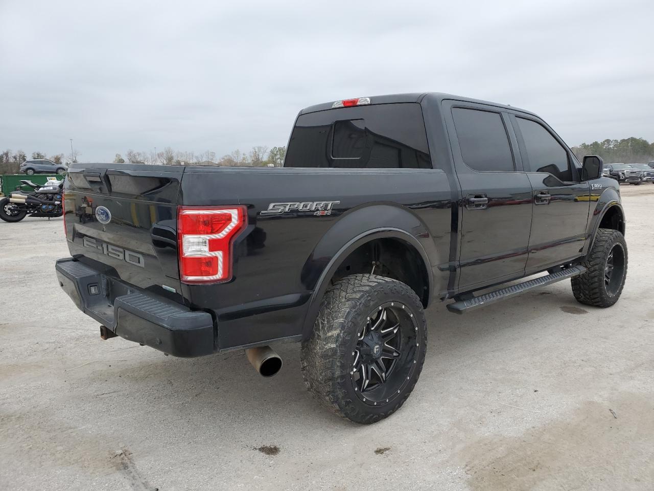 Photo 3 VIN: 1FTEW1EP6JKD00017 - FORD F-150 