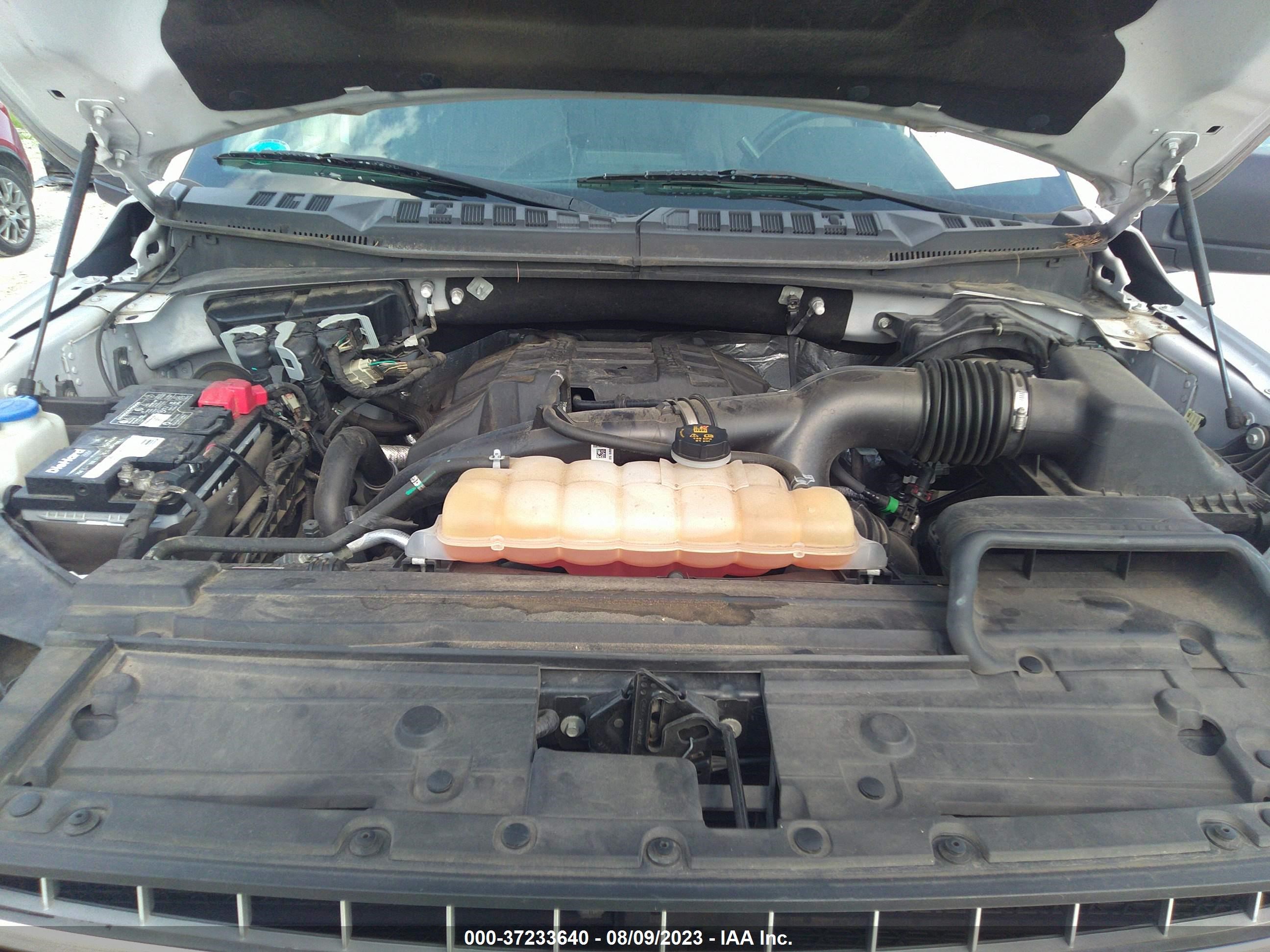 Photo 9 VIN: 1FTEW1EP7JFE37069 - FORD F-150 