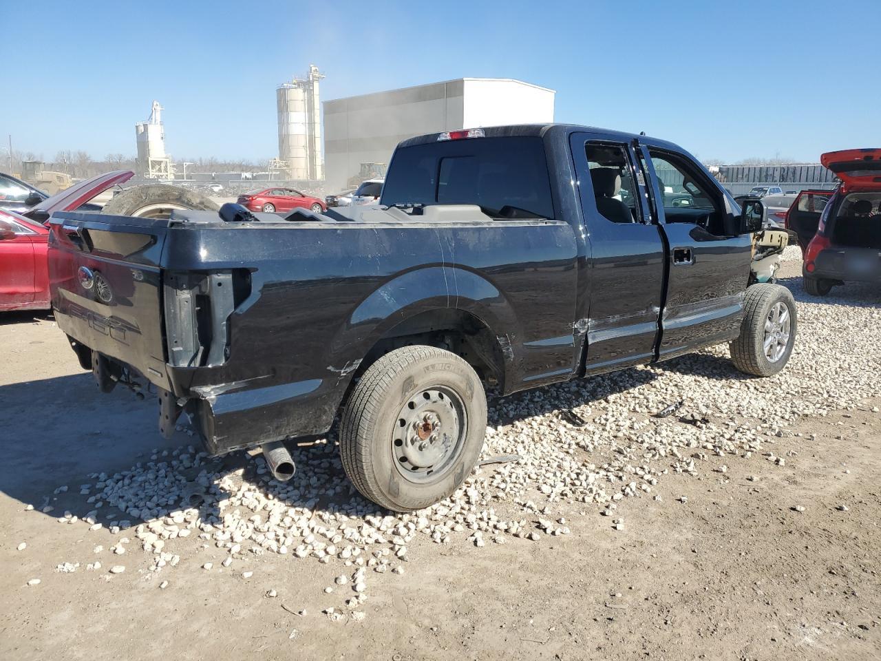 Photo 2 VIN: 1FTEX1C45KKE83451 - FORD F-150 