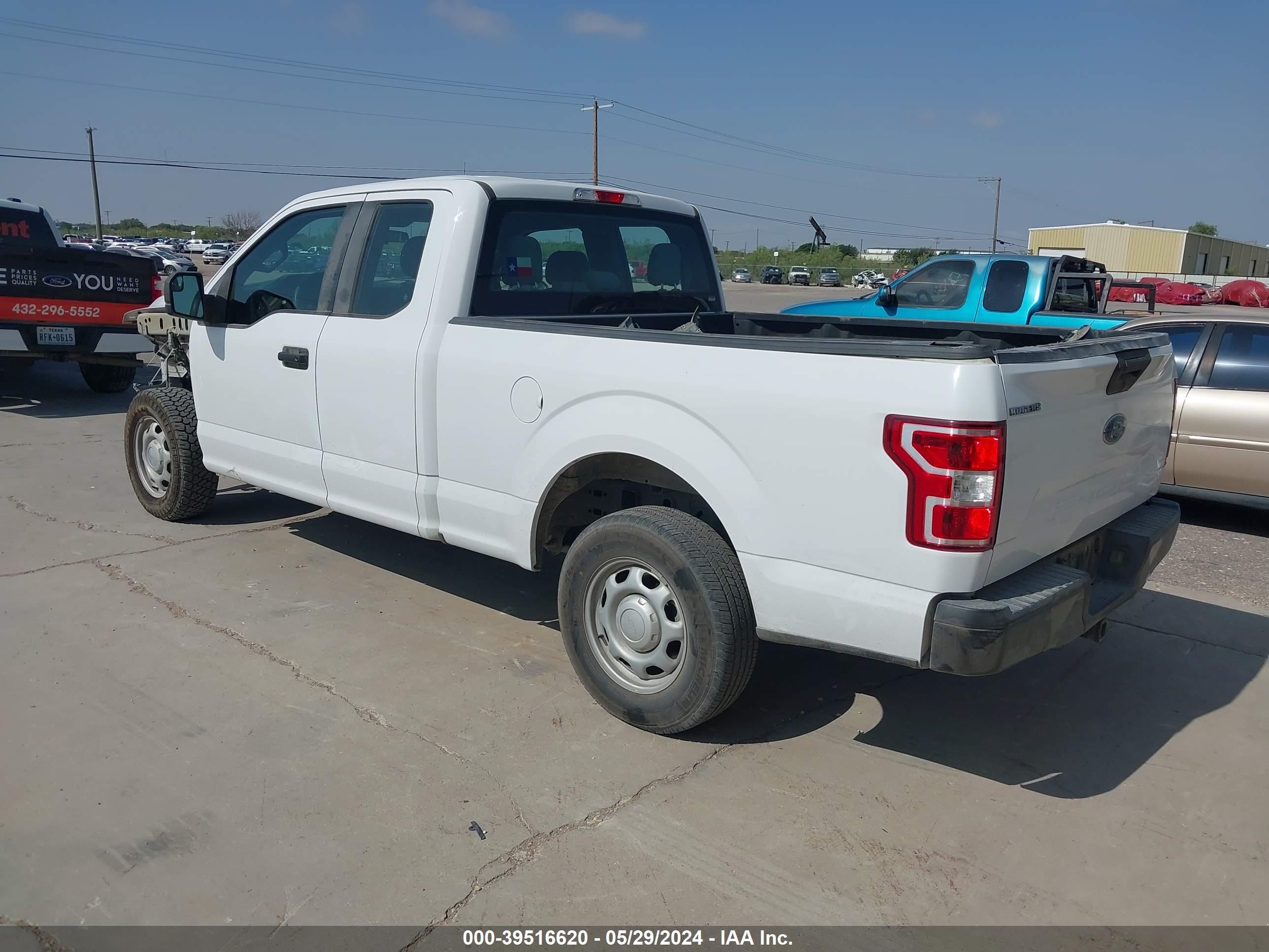 Photo 2 VIN: 1FTEX1C51JKE94423 - FORD F-150 