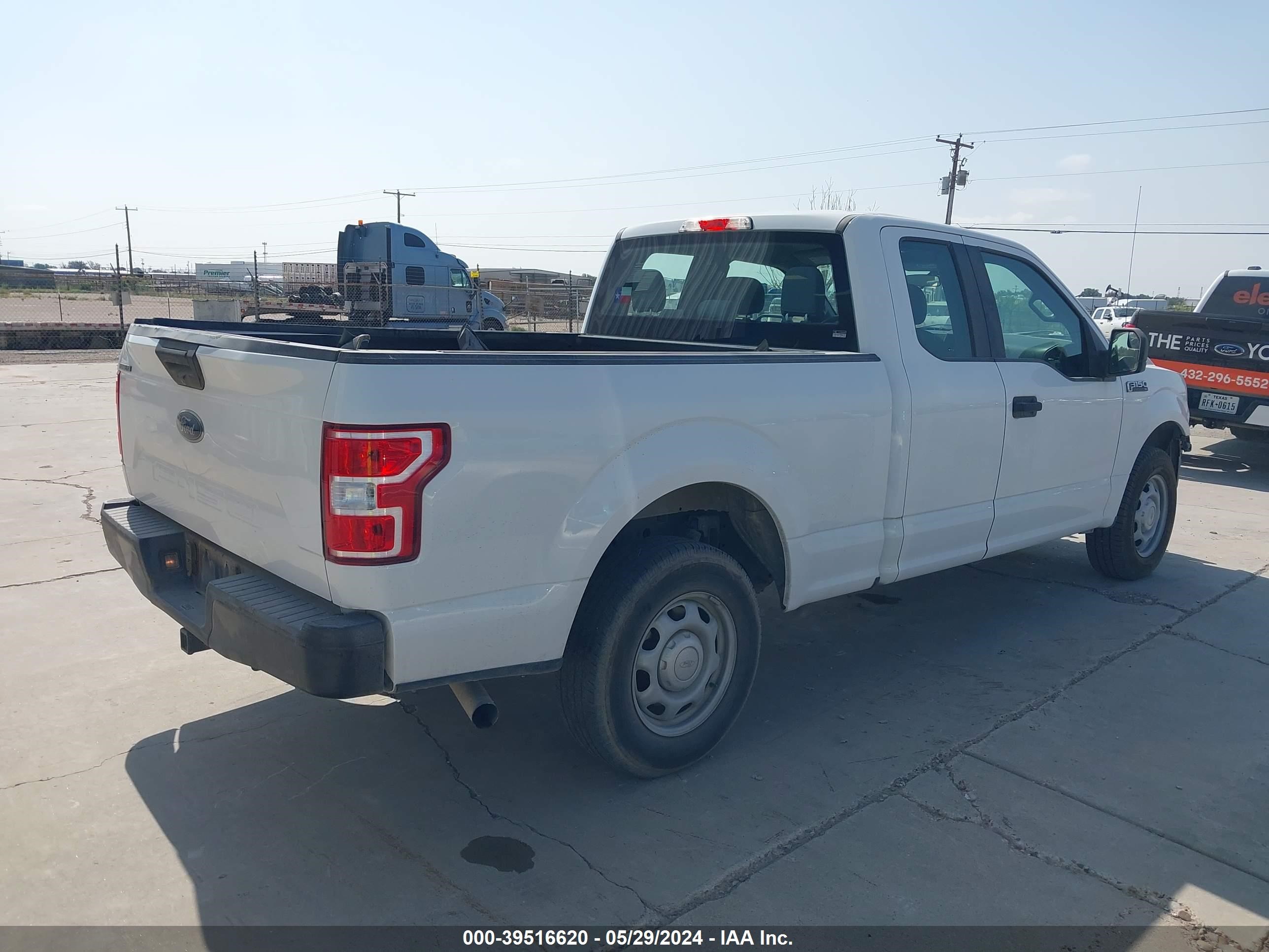 Photo 3 VIN: 1FTEX1C51JKE94423 - FORD F-150 